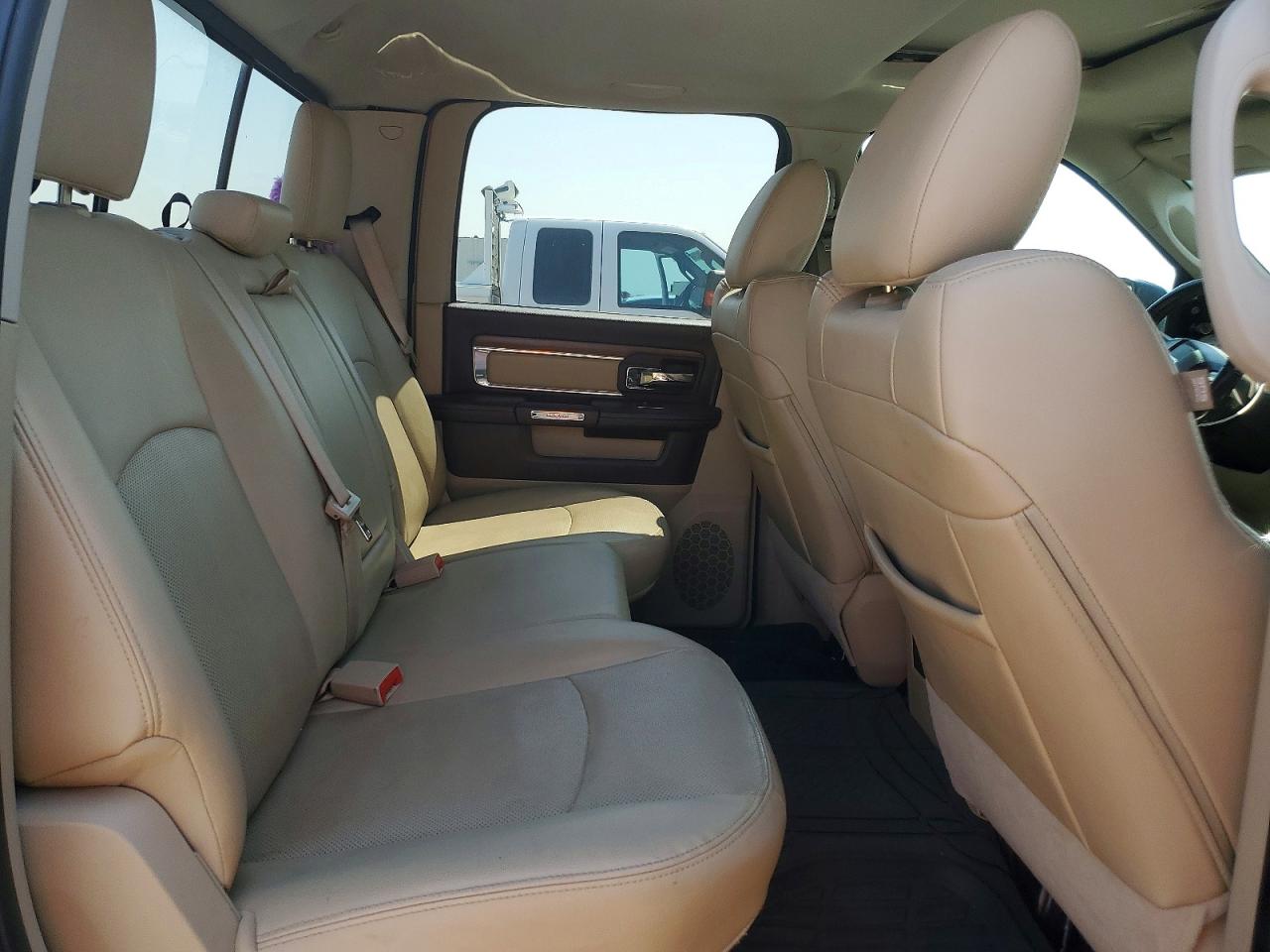 1C6RR7NT2GS248023 · 2016 RAM 1500 · 10/12