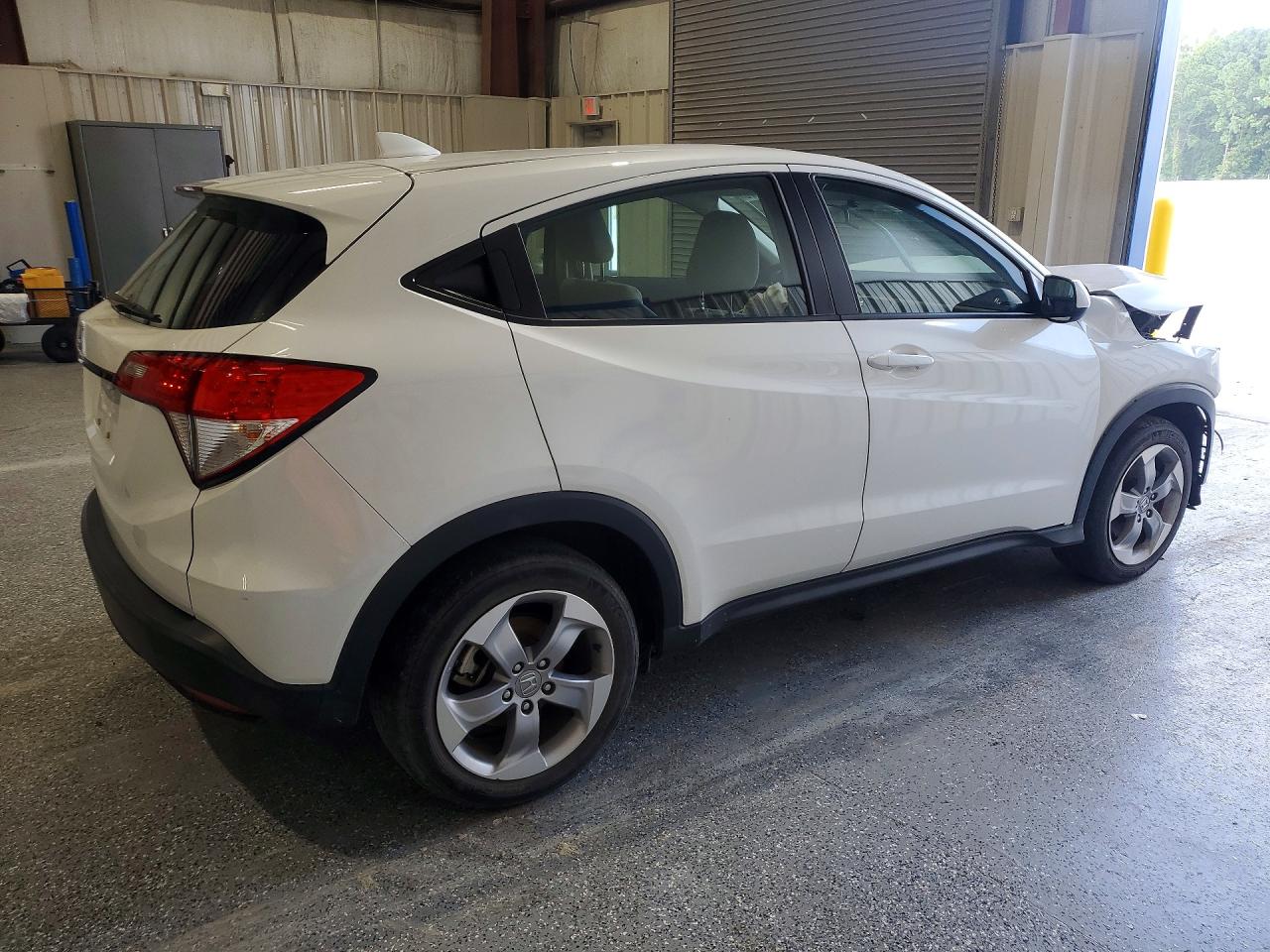 3CZRU5H38MM718979 · 2021 HONDA HR-V · 3/13