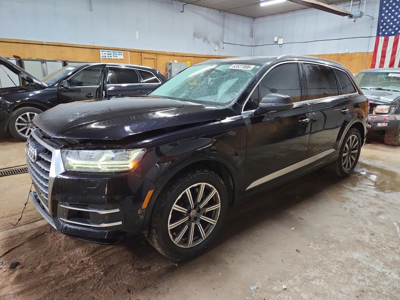 WA1LAAF7XHD022834 · 2017 AUDI Q7