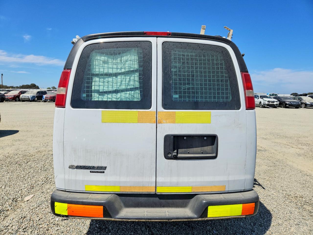 1GCWGAFF1G1198941 · 2016 CHEVROLET EXPRESS · 6/13