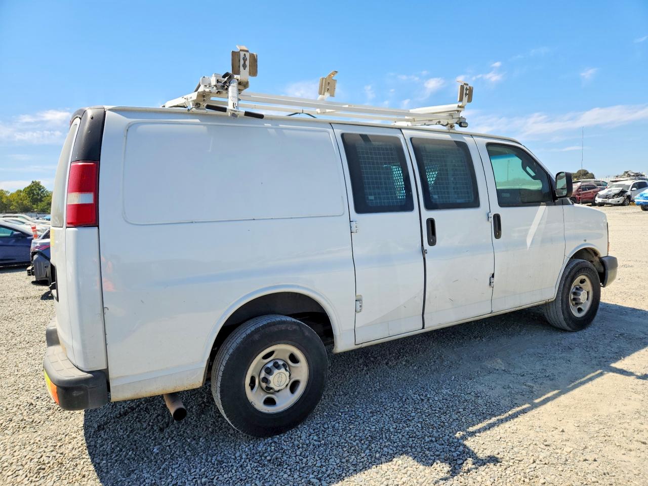 1GCWGAFF1G1198941 · 2016 CHEVROLET EXPRESS · 3/13