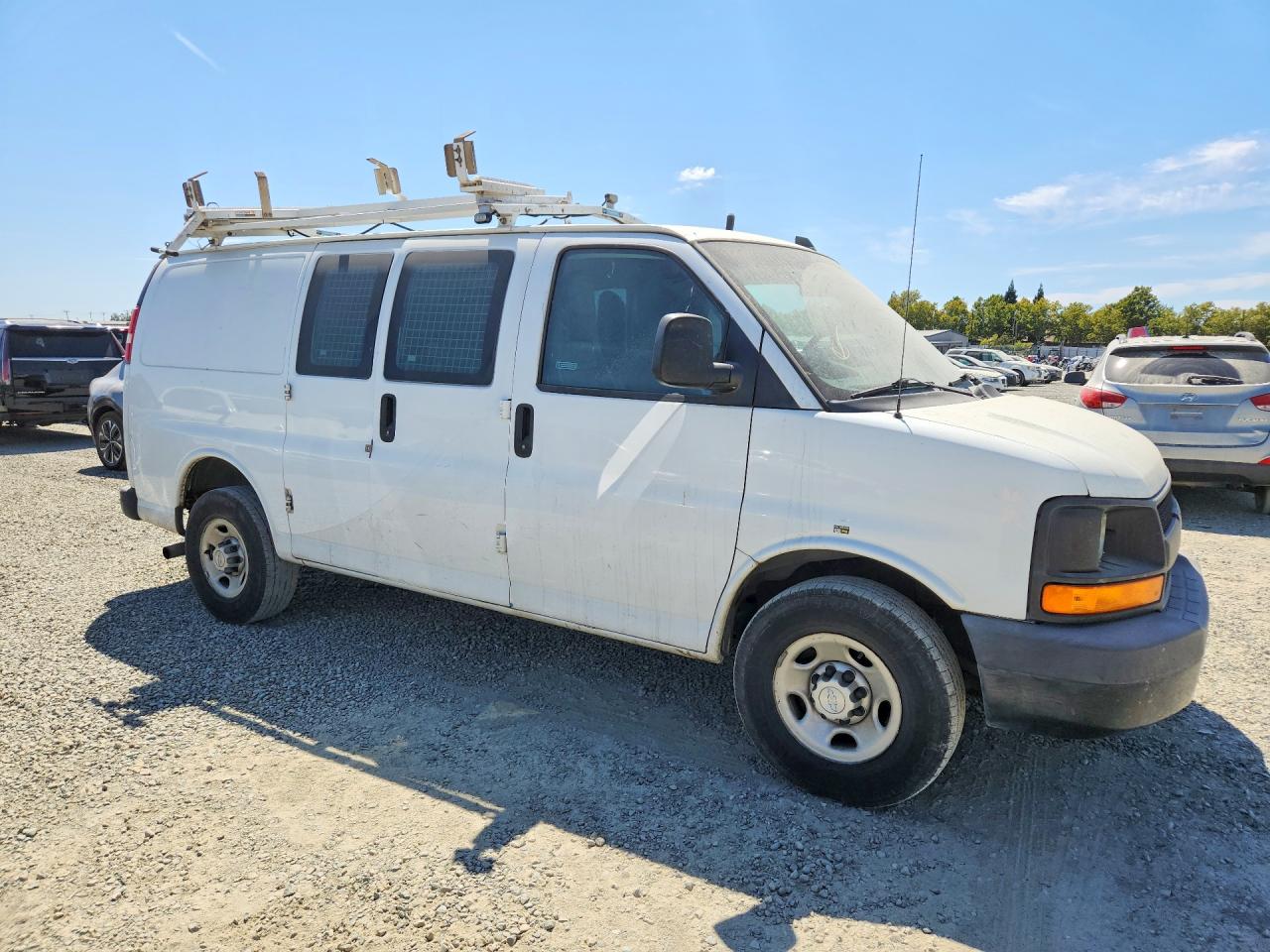 1GCWGAFF1G1198941 · 2016 CHEVROLET EXPRESS · 4/13