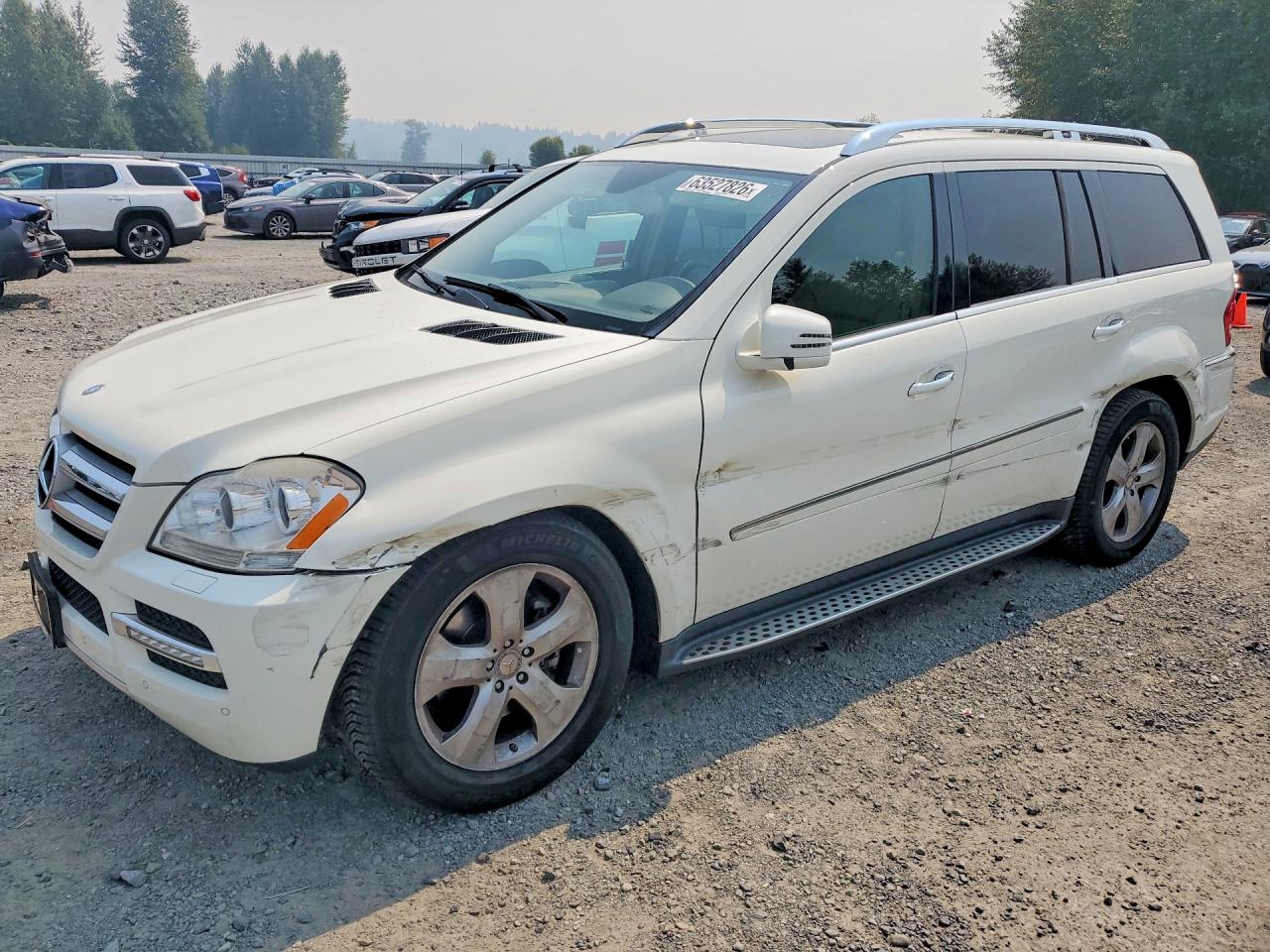 4JGBF7BE8CA784043 · 2012 MERCEDES-BENZ GL
