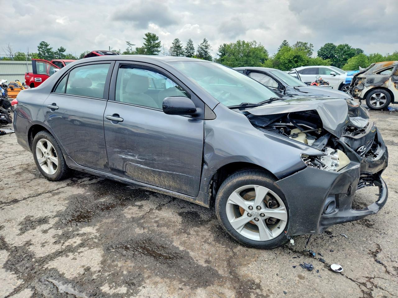 2T1BU4EE9BC623571 · 2011 TOYOTA COROLLA · 4/13