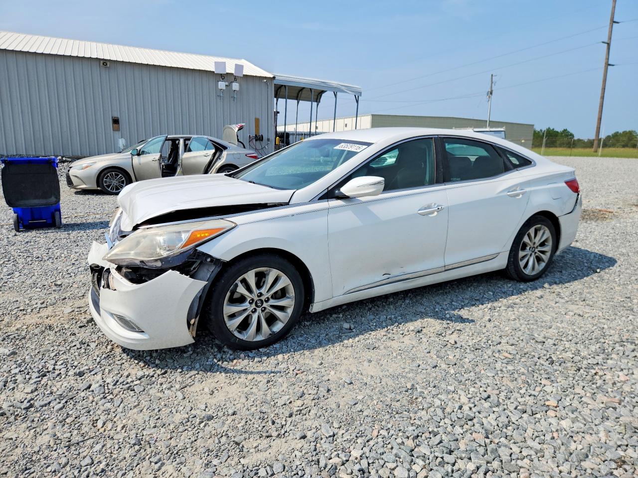 KMHFG4JG9CA150627 · 2012 HYUNDAI AZERA