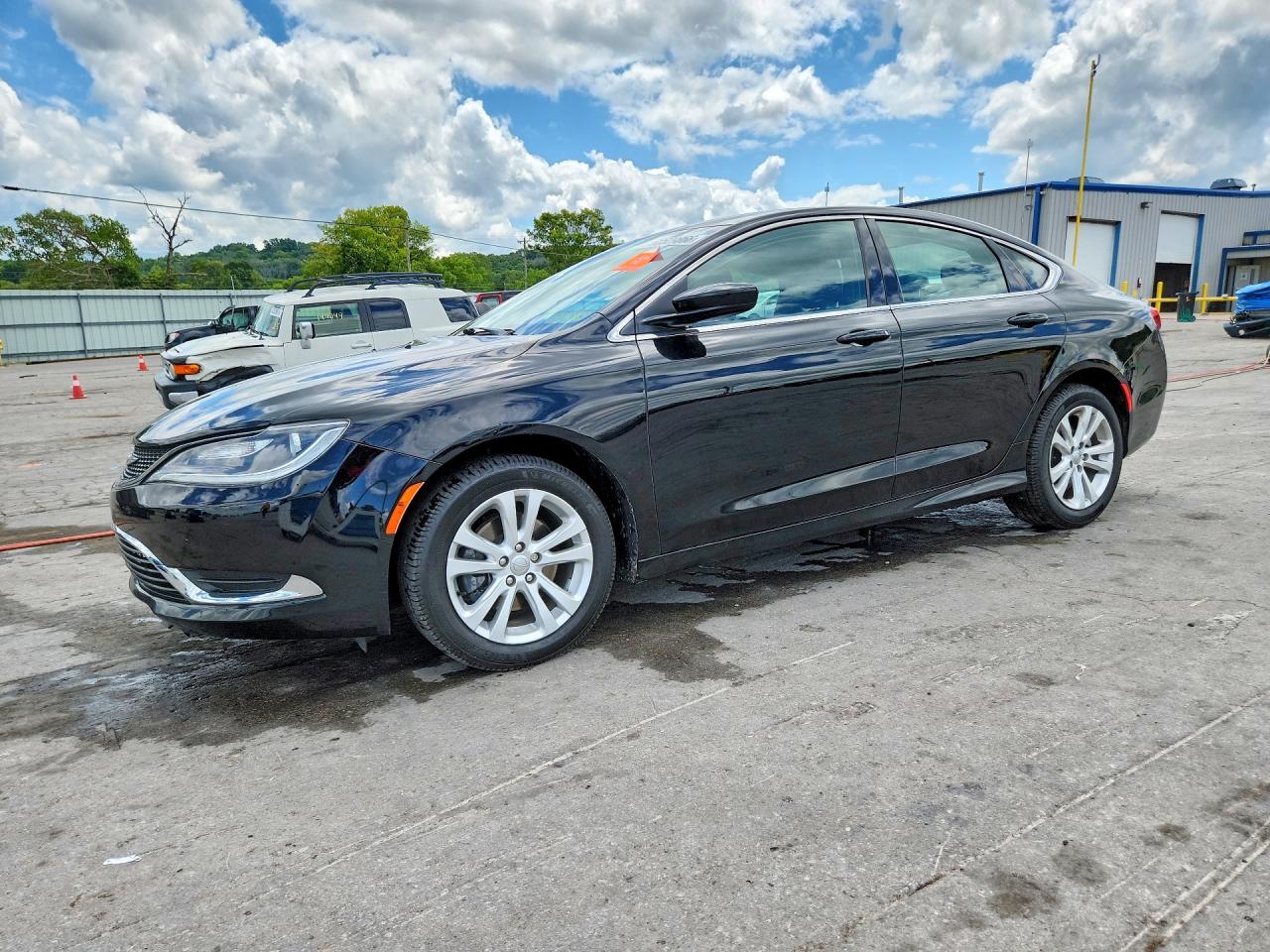 1C3CCCABXHN505360 · 2017 CHRYSLER 200