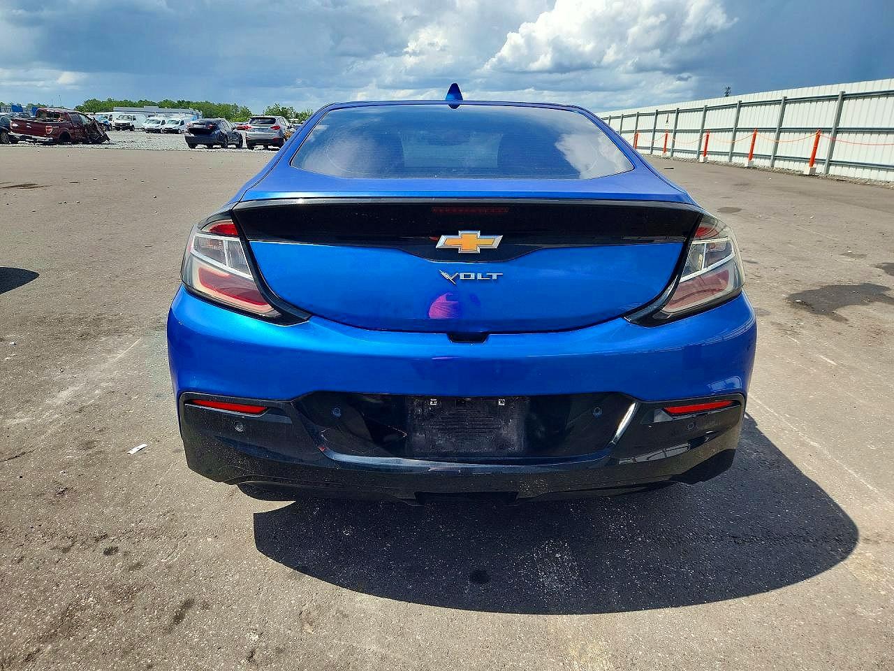 1G1RB6S58HU123068 · 2017 CHEVROLET VOLT · 6/12