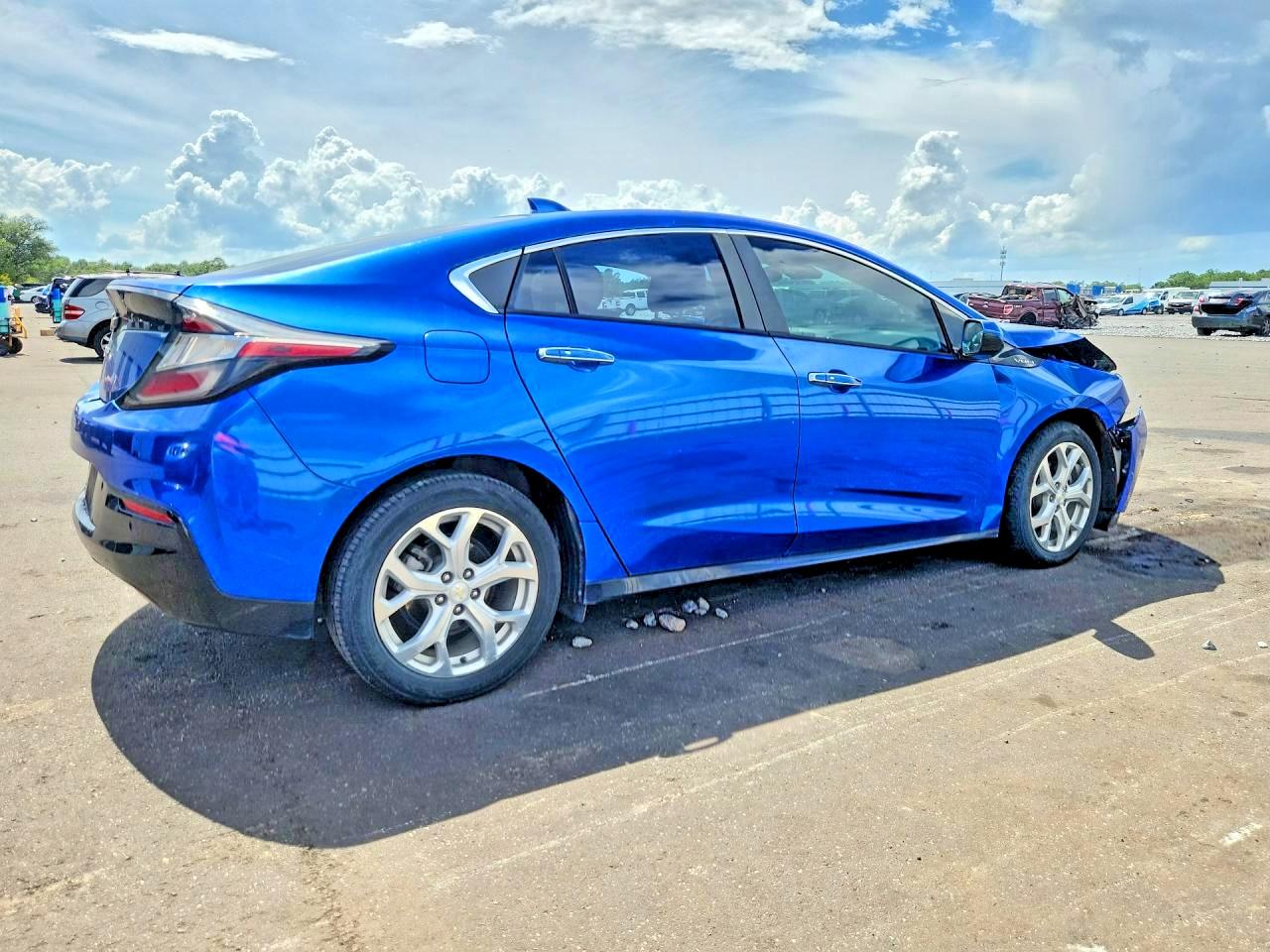 1G1RB6S58HU123068 · 2017 CHEVROLET VOLT · 3/12