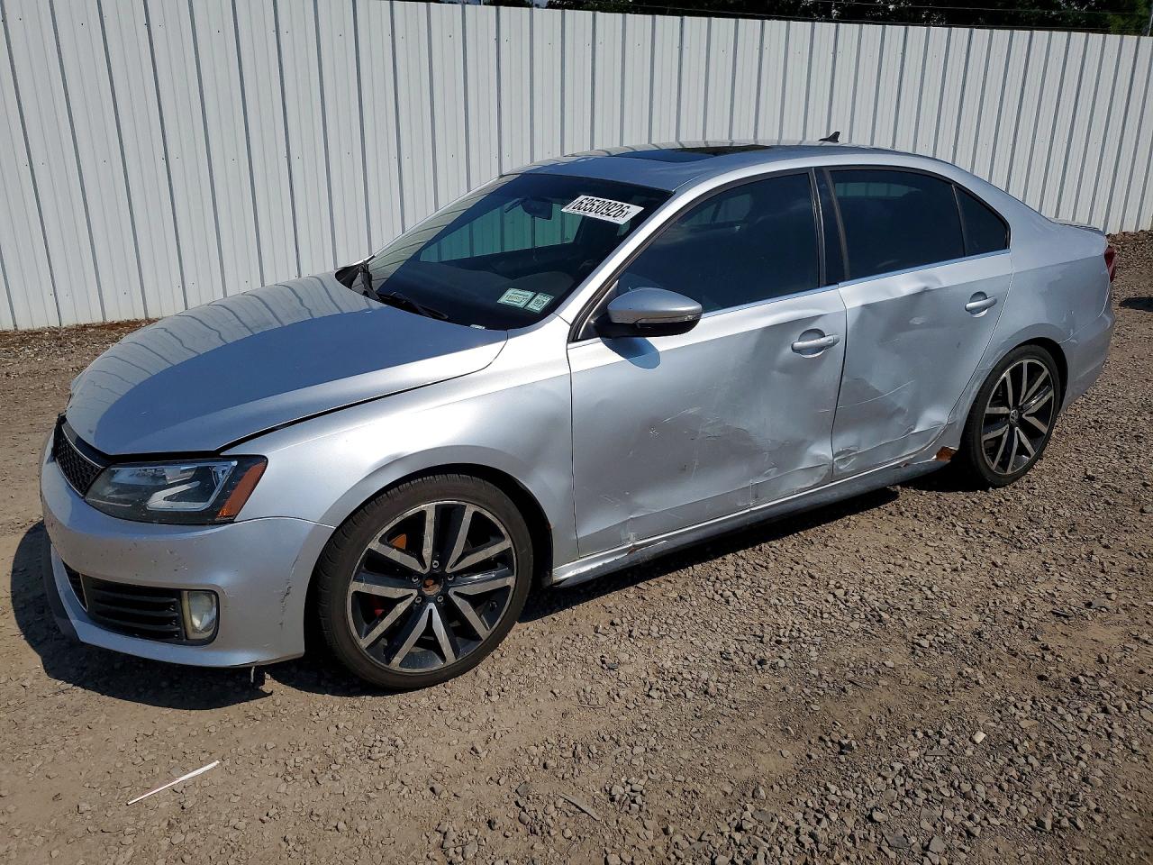 3VW4S7AJ4EM211568 · 2014 VOLKSWAGEN JETTA