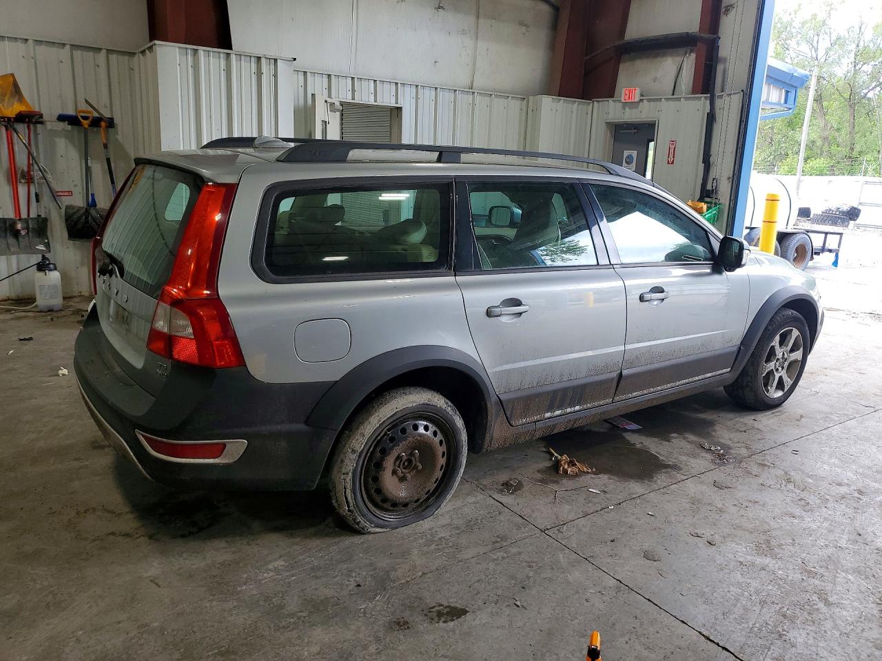 YV4BZ992991055977 · 2009 VOLVO XC70 · 3/12