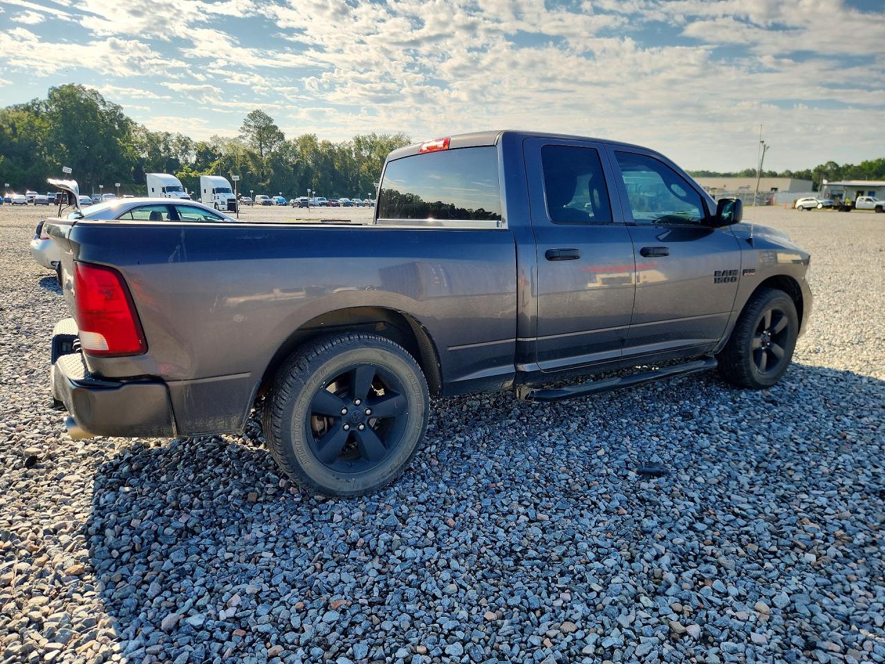 1C6RR6FT2HS836482 · 2017 RAM 1500 · 3/13
