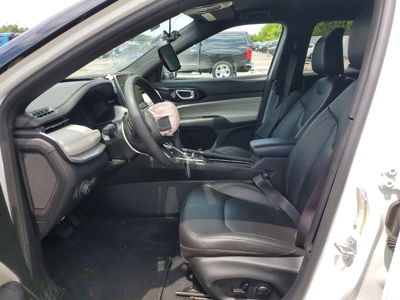 3C4NJDCN0ST556669 · 2025 JEEP COMPASS · 7/13