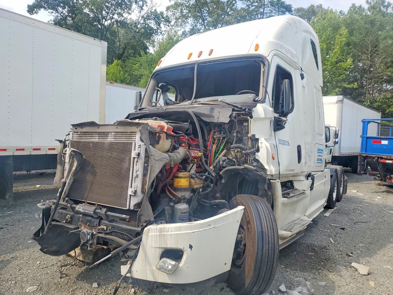 3AKJGLBG8DSFJ1861 · 2013 FREIGHTLINER CASCADIA