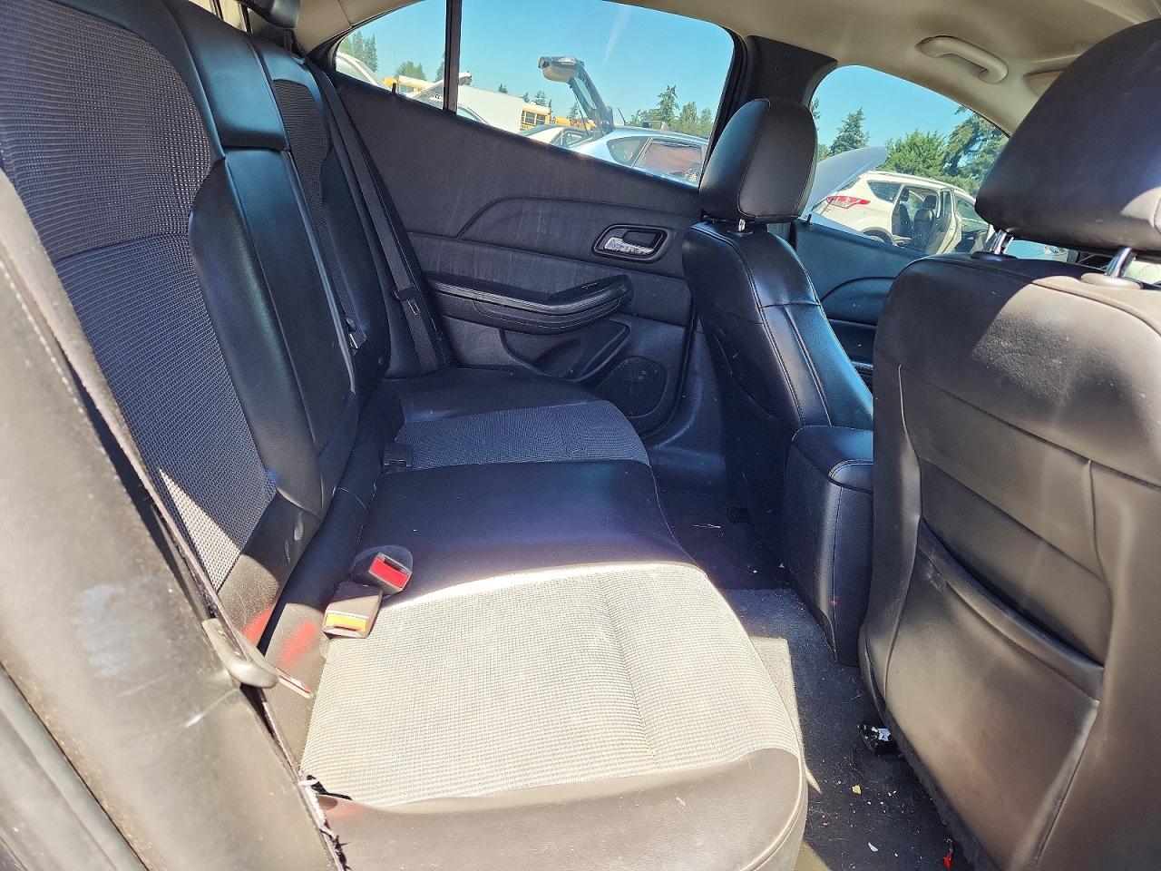 1G11D5SL4FF150706 · 2015 CHEVROLET MALIBU · 10/12