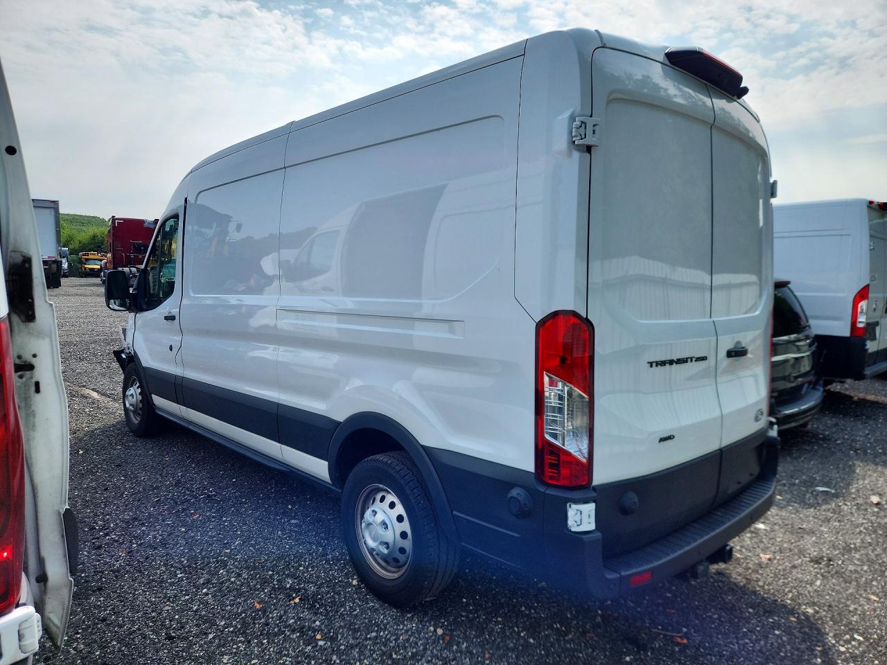 1FTBR2C85TKA08051 · 2026 FORD TRANSIT · 2/14