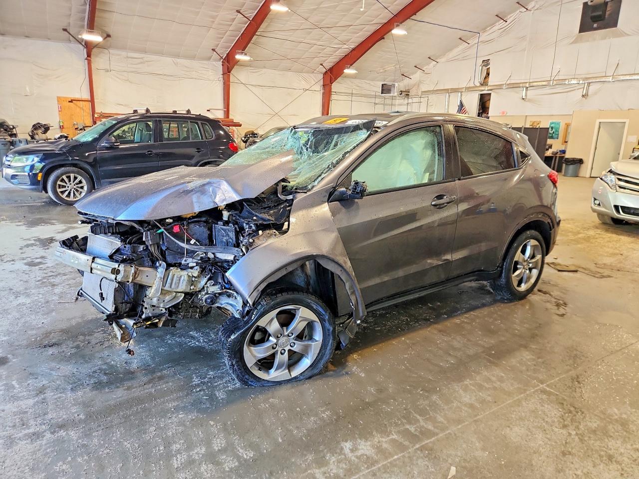 3CZRU6H72HM716949 · 2017 HONDA HR-V