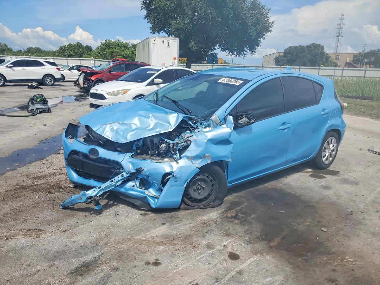 JTDKDTB31F1110709 · 2015 TOYOTA PRIUS C