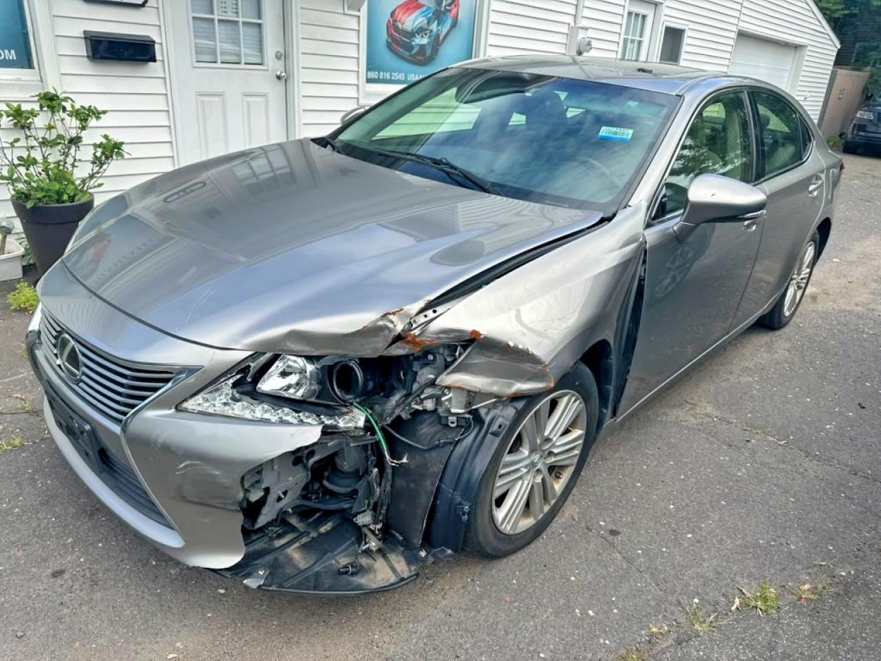 JTHBK1GG0F2186968 · 2015 LEXUS ES