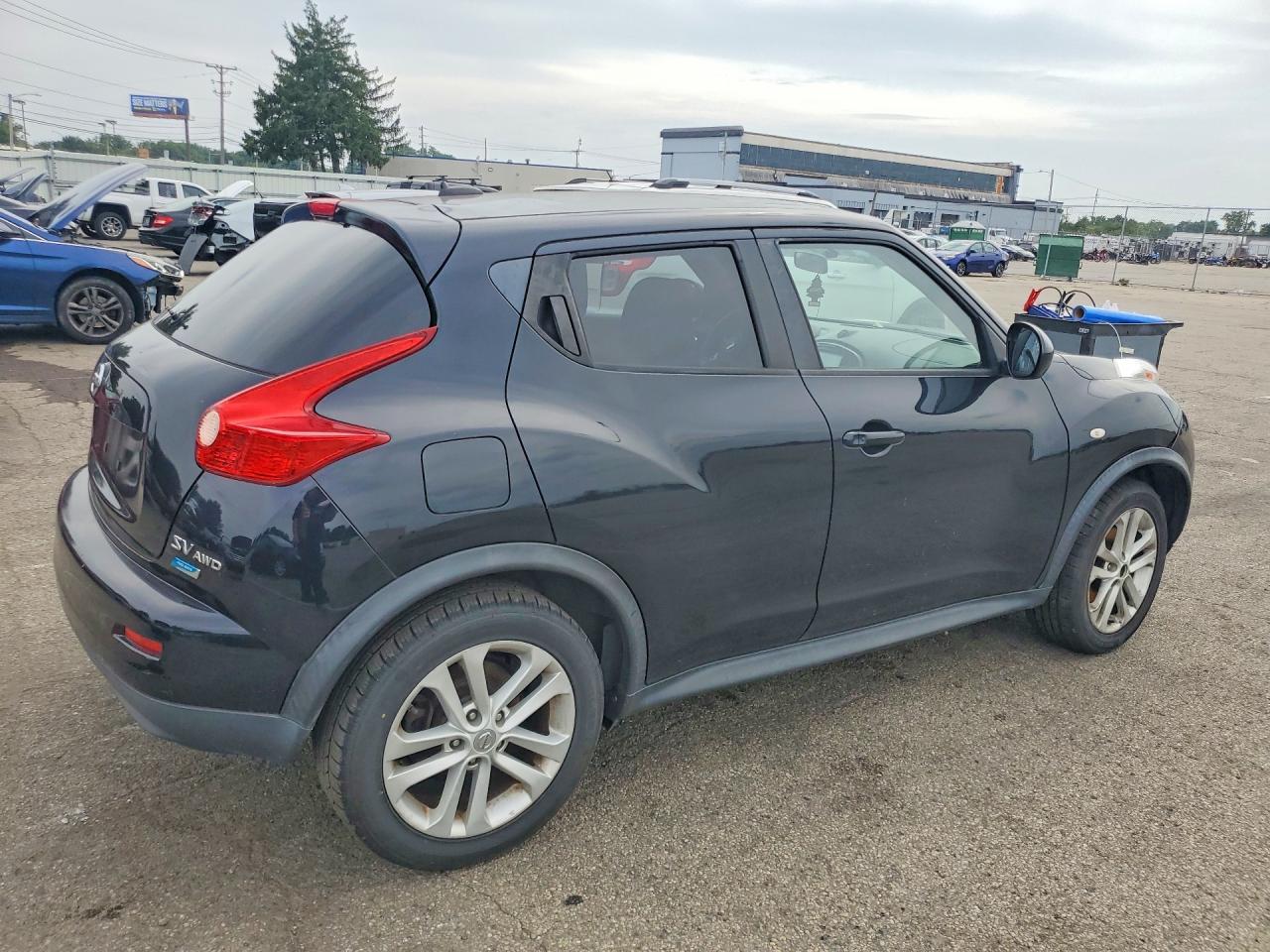 JN8AF5MV8DT221506 · 2013 NISSAN JUKE · 3/13