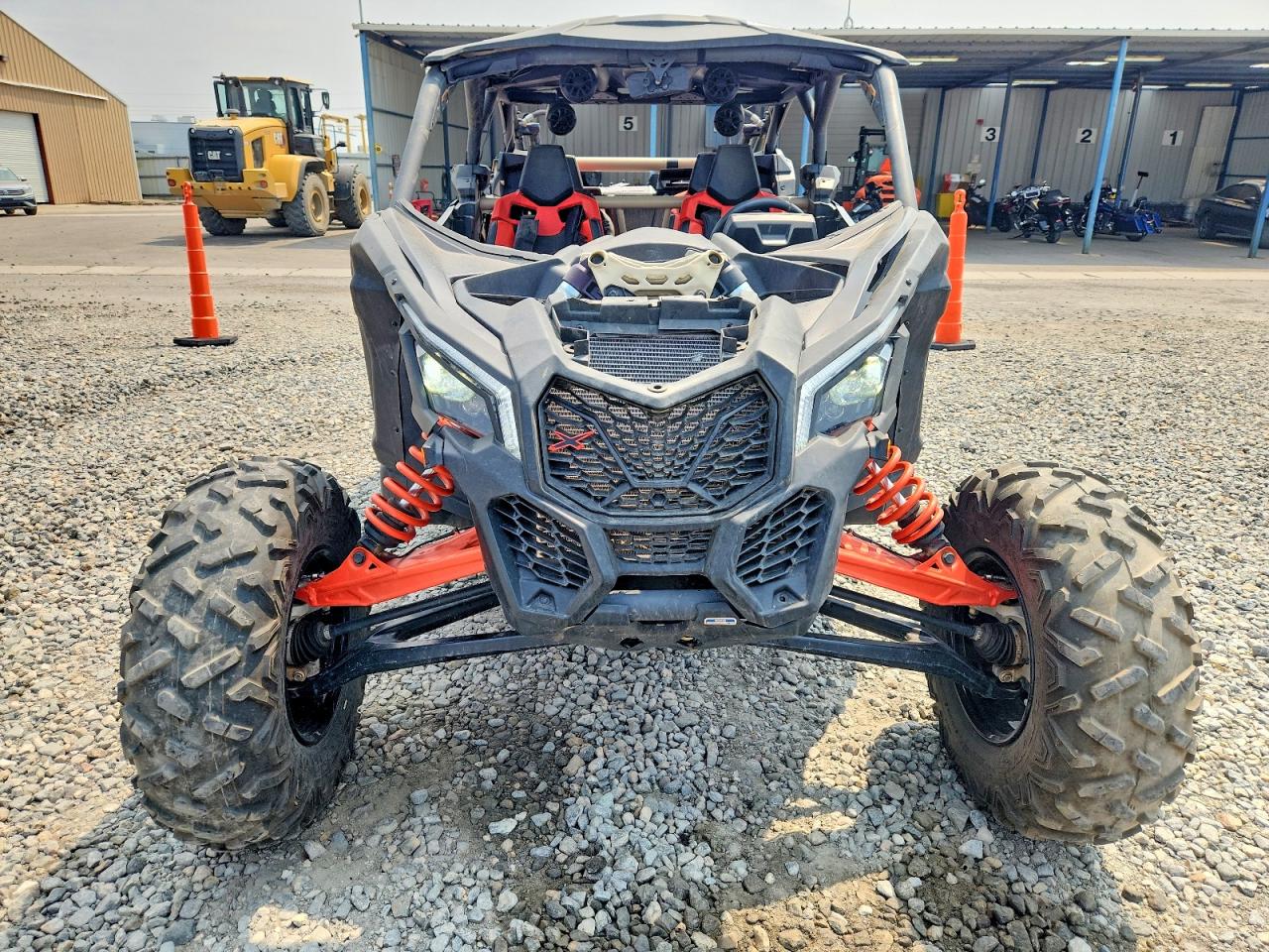 3JBVNAV25PE001379 · 2023 CAN-AM MAVERICK X3 · 2/10
