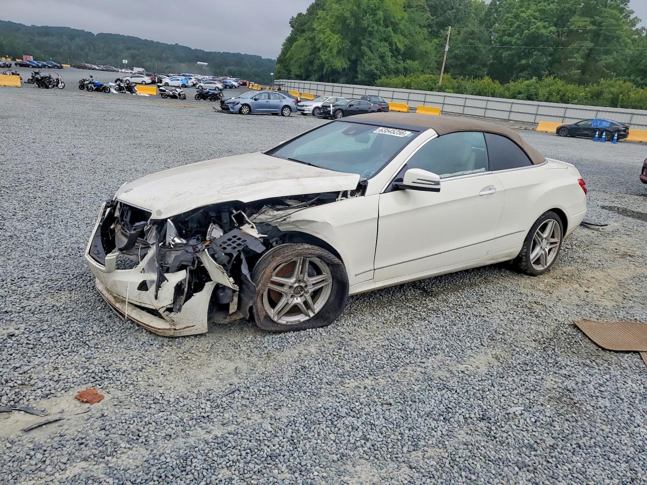 WDDKK5GF5BF058198 · 2011 MERCEDES-BENZ E