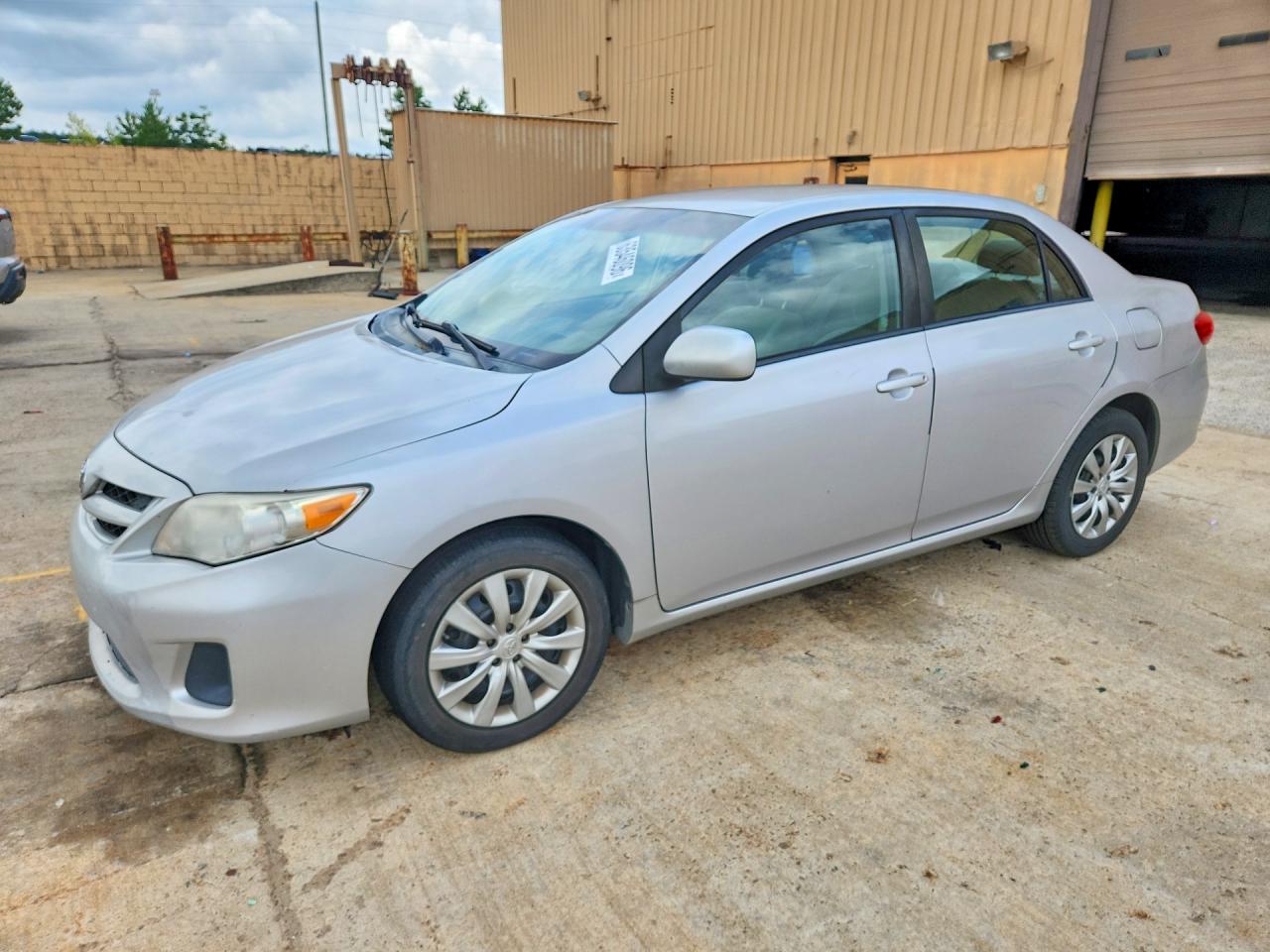 2T1BU4EEXCC869014 · 2012 TOYOTA COROLLA