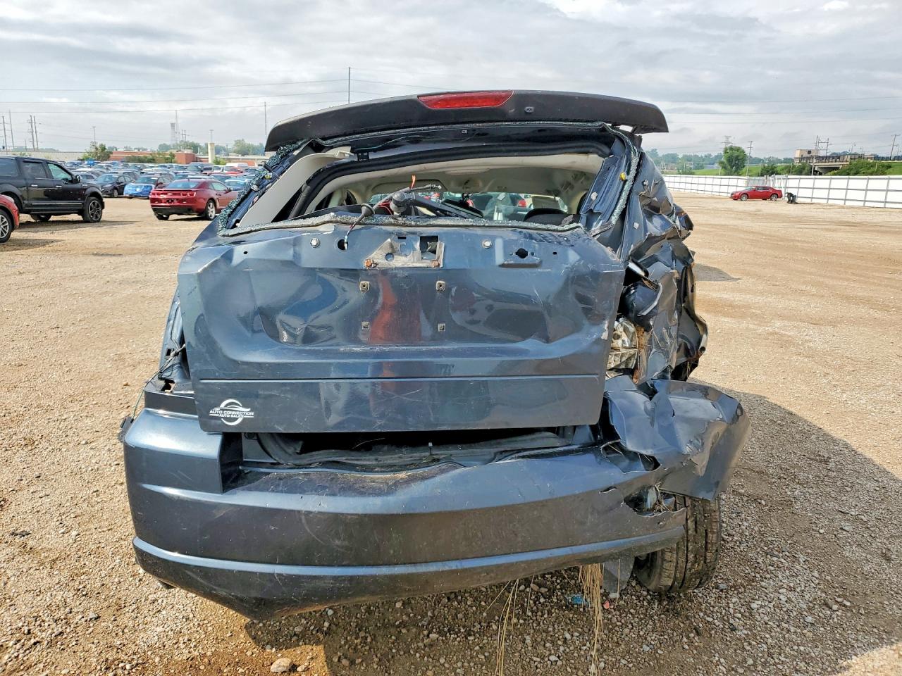 1B3HB48B28D760379 · 2008 DODGE CALIBER · 6/13