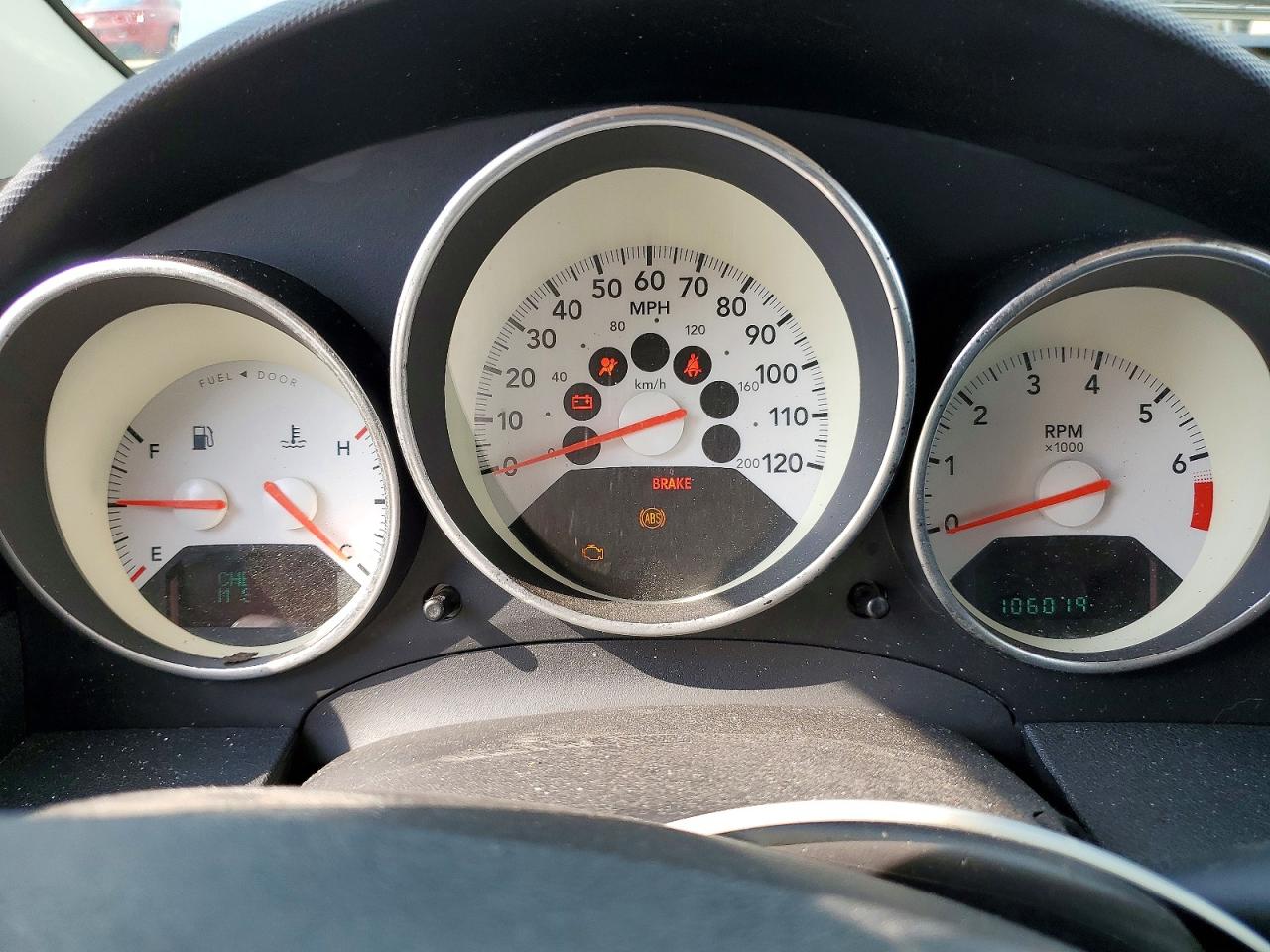 1B3HB48B28D760379 · 2008 DODGE CALIBER · 9/13