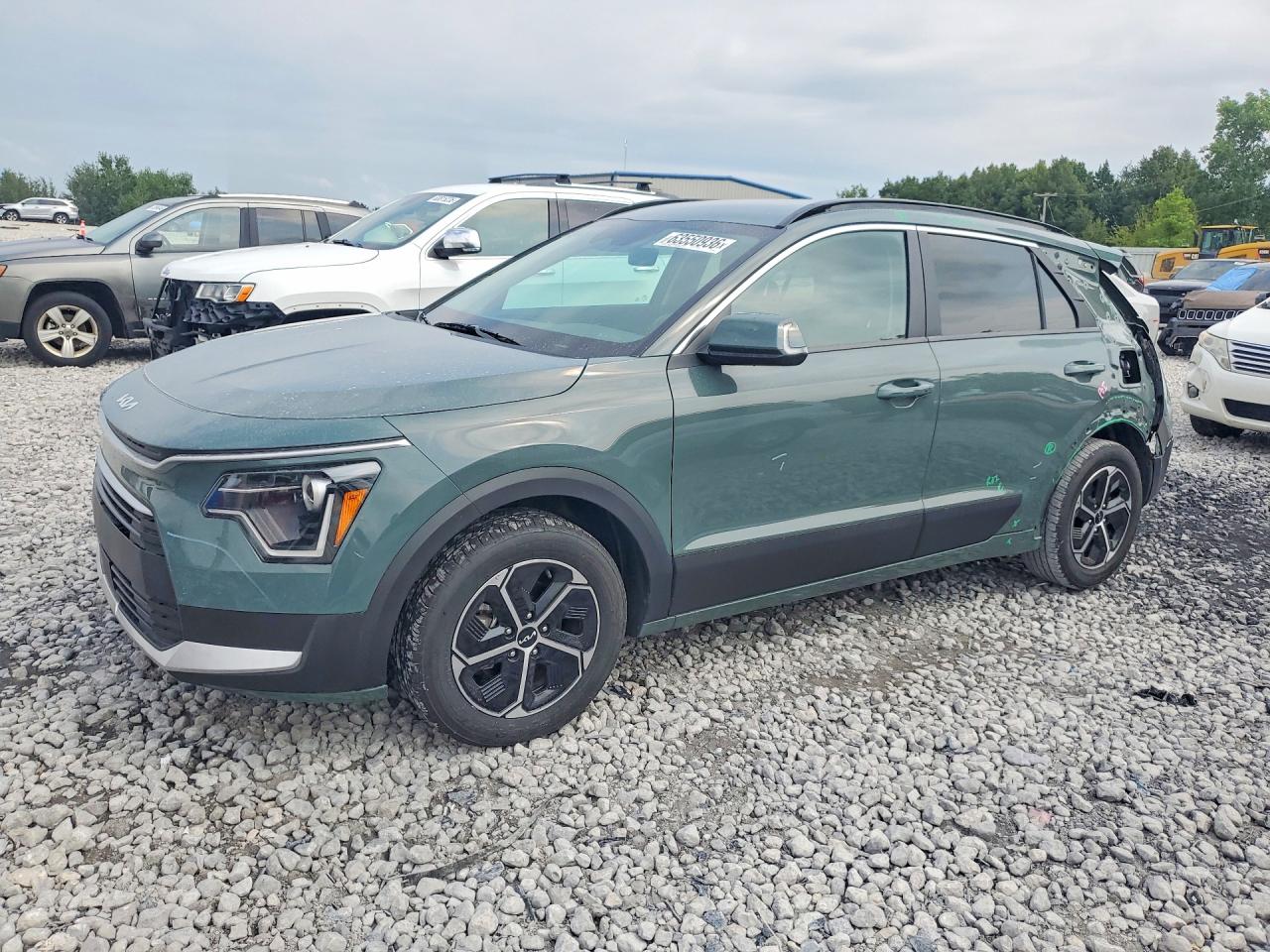 KNDCR3LE0R5145664 · 2024 KIA NIRO