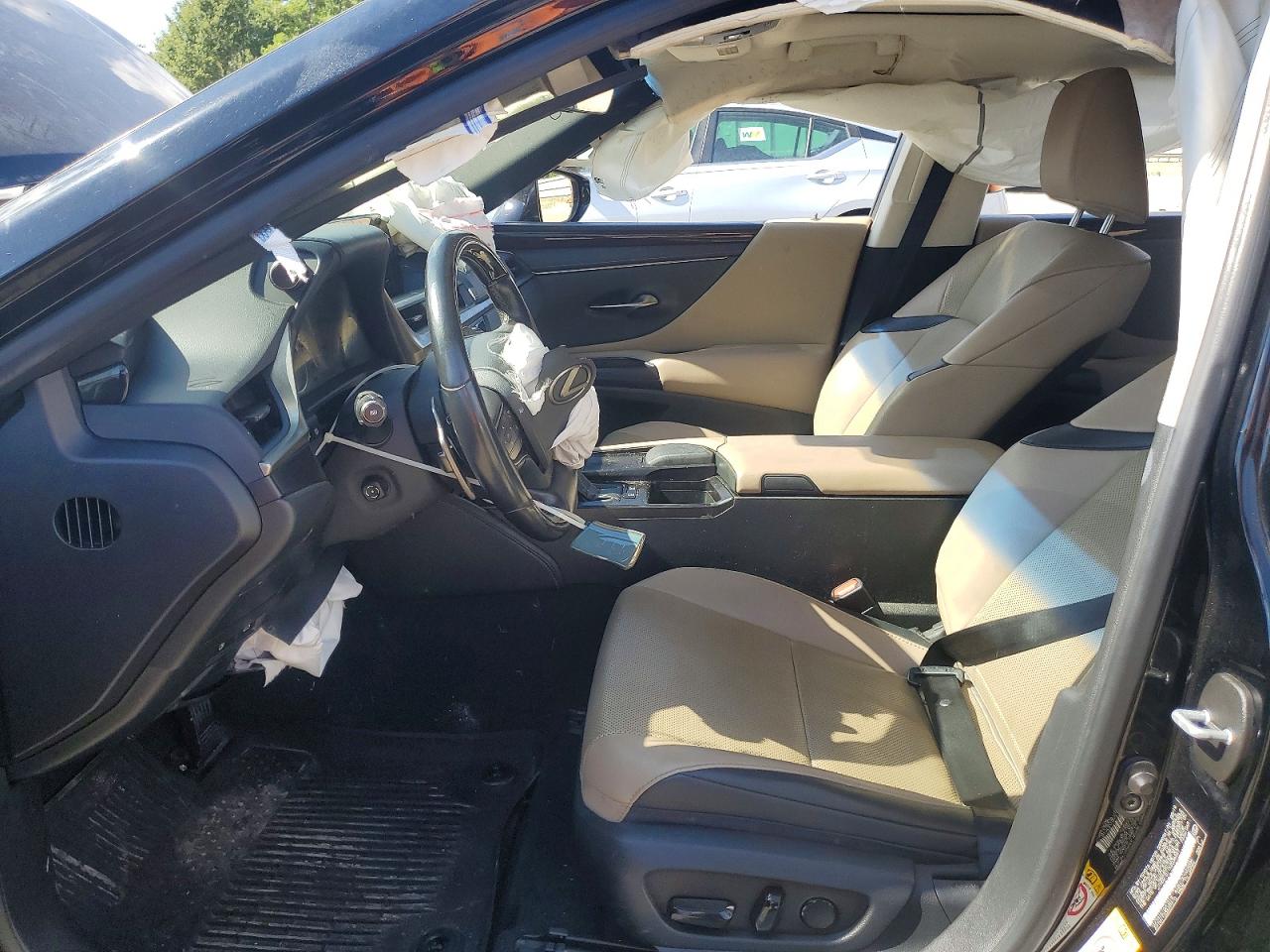 JTHB21B11K2036557 · 2019 LEXUS ES · 7/12