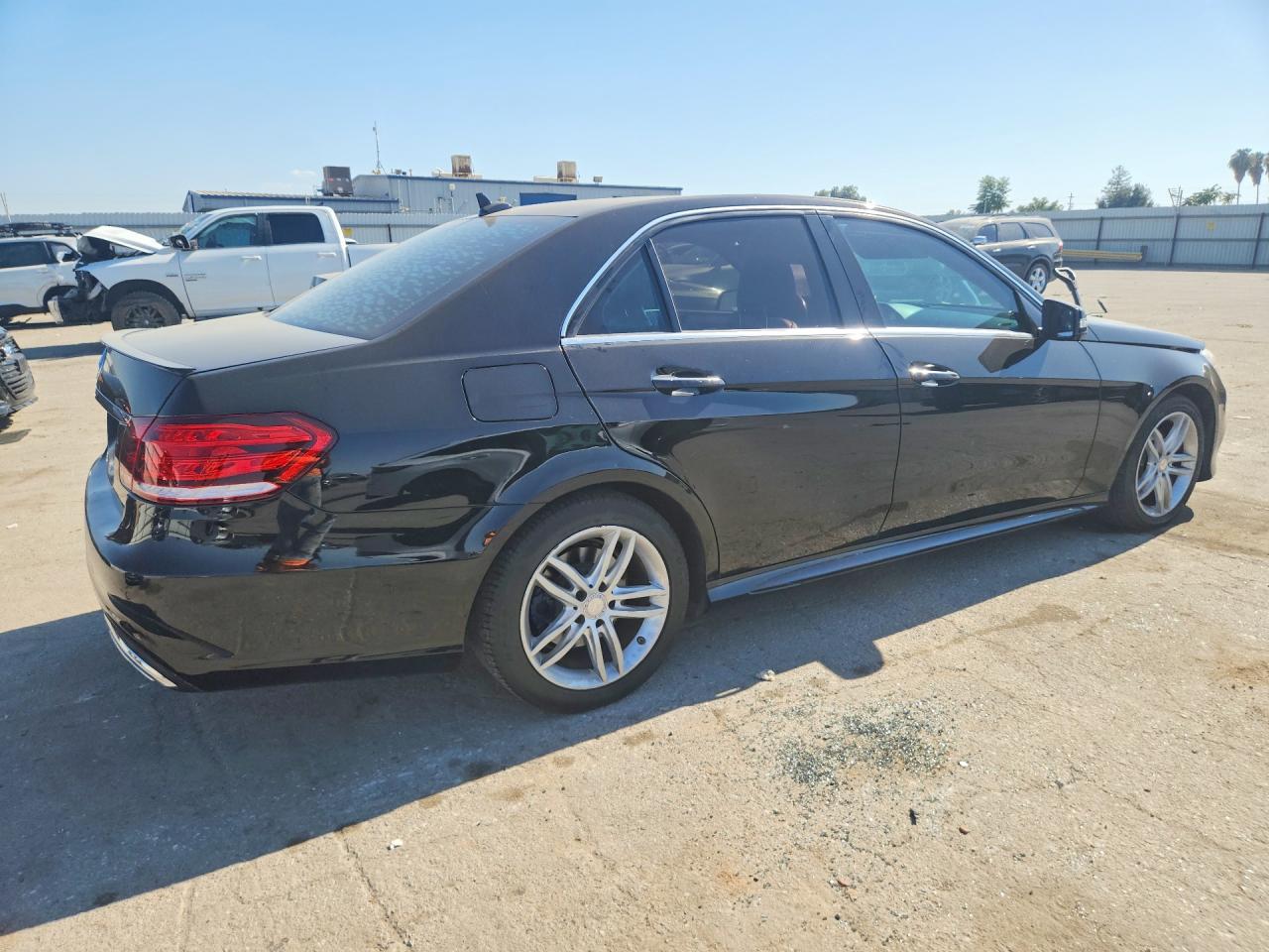 WDDHF5KB8GB279747 · 2016 MERCEDES-BENZ E · 3/12