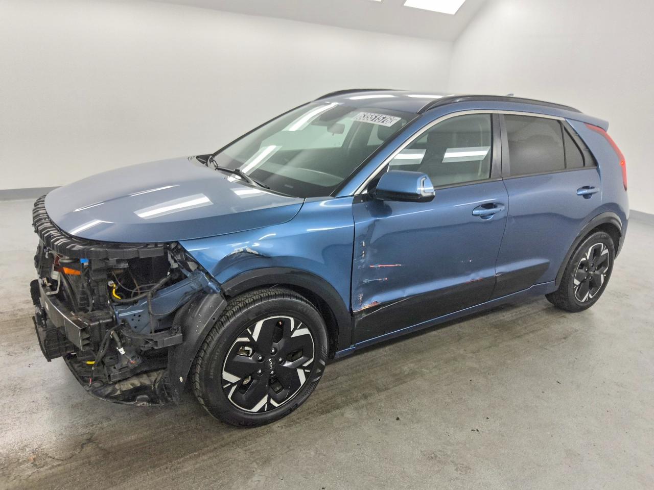 KNDCR3L10P5027771 · 2023 KIA NIRO
