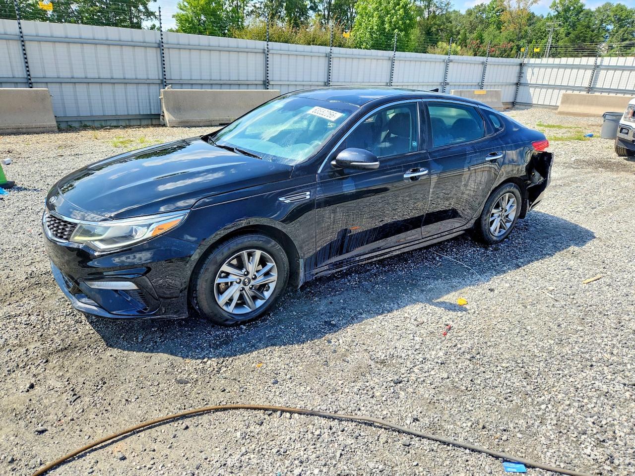 5XXGT4L31KG339015 · 2019 KIA OPTIMA