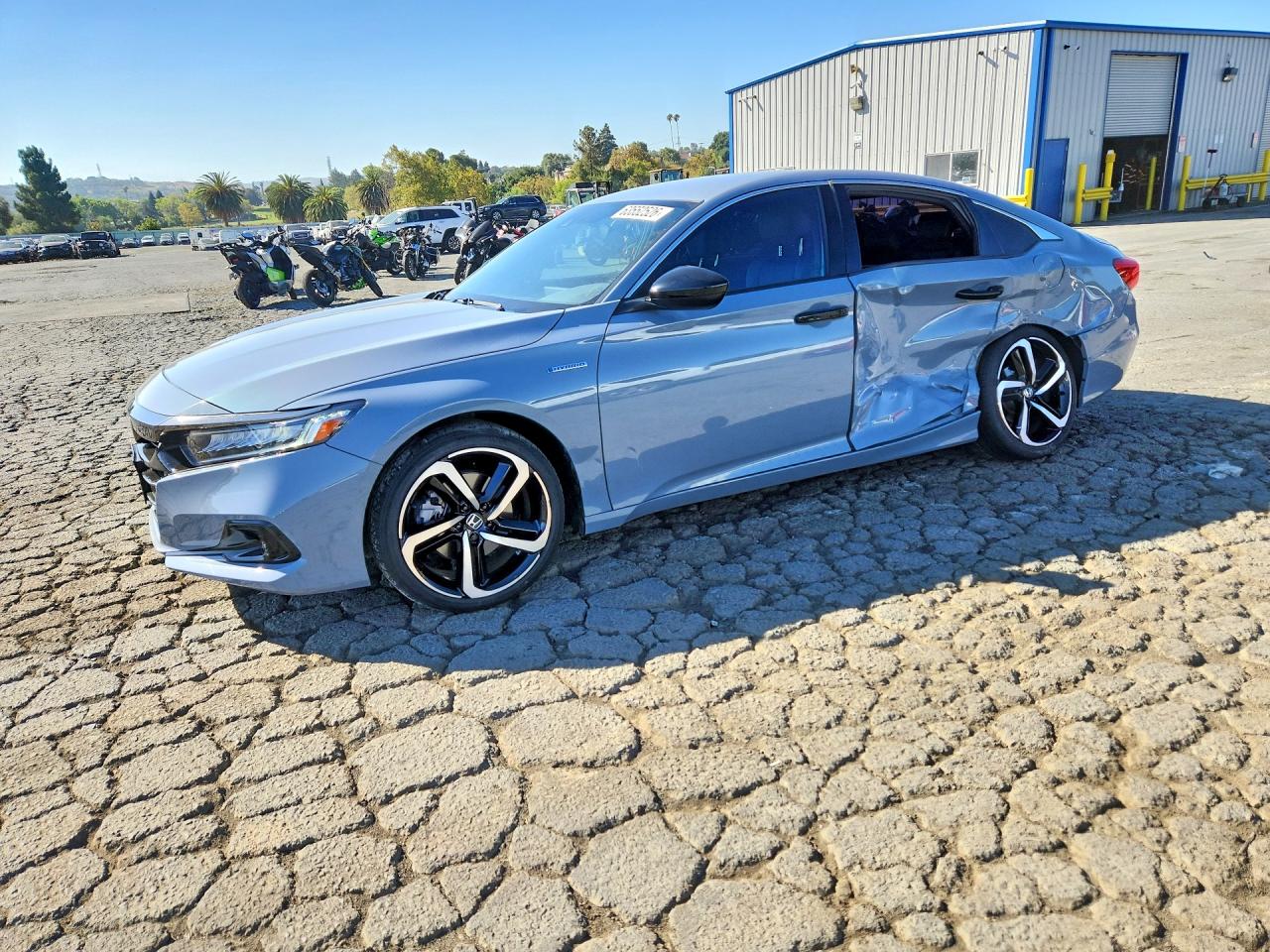 1HGCV3F22NA038728 · 2022 HONDA ACCORD