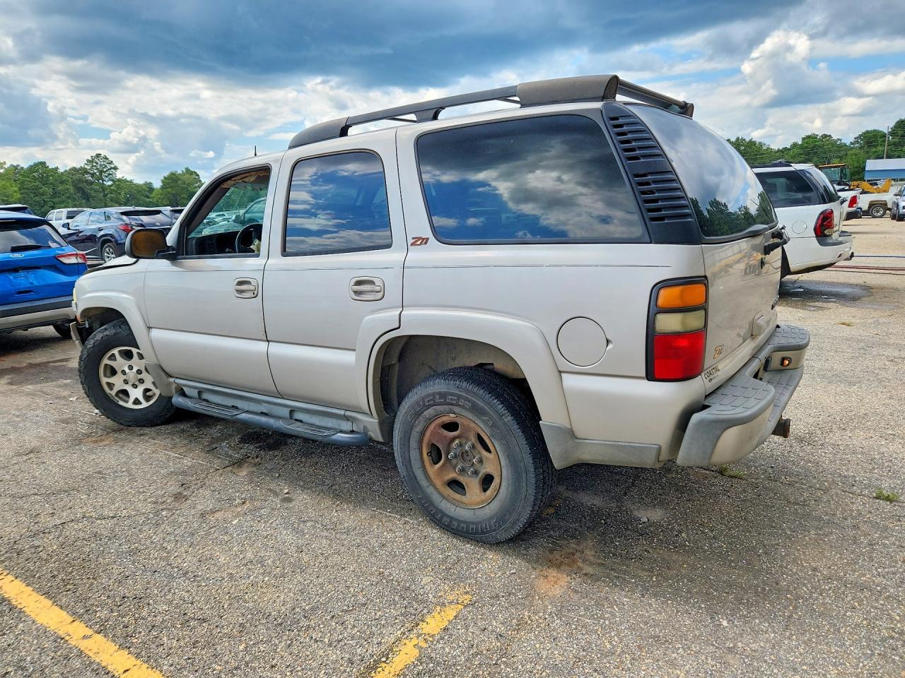 1GNEK13T44R220147 · 2004 CHEVROLET TAHOE · 2/13
