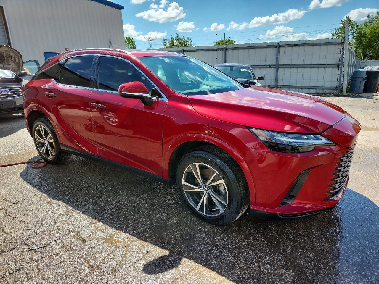 2T2BBMCA3RC039923 · 2024 LEXUS RX 350H · 4/14