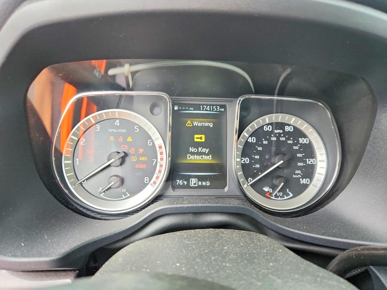 1N6AA1C82HN554077 · 2017 NISSAN TITAN · 9/12