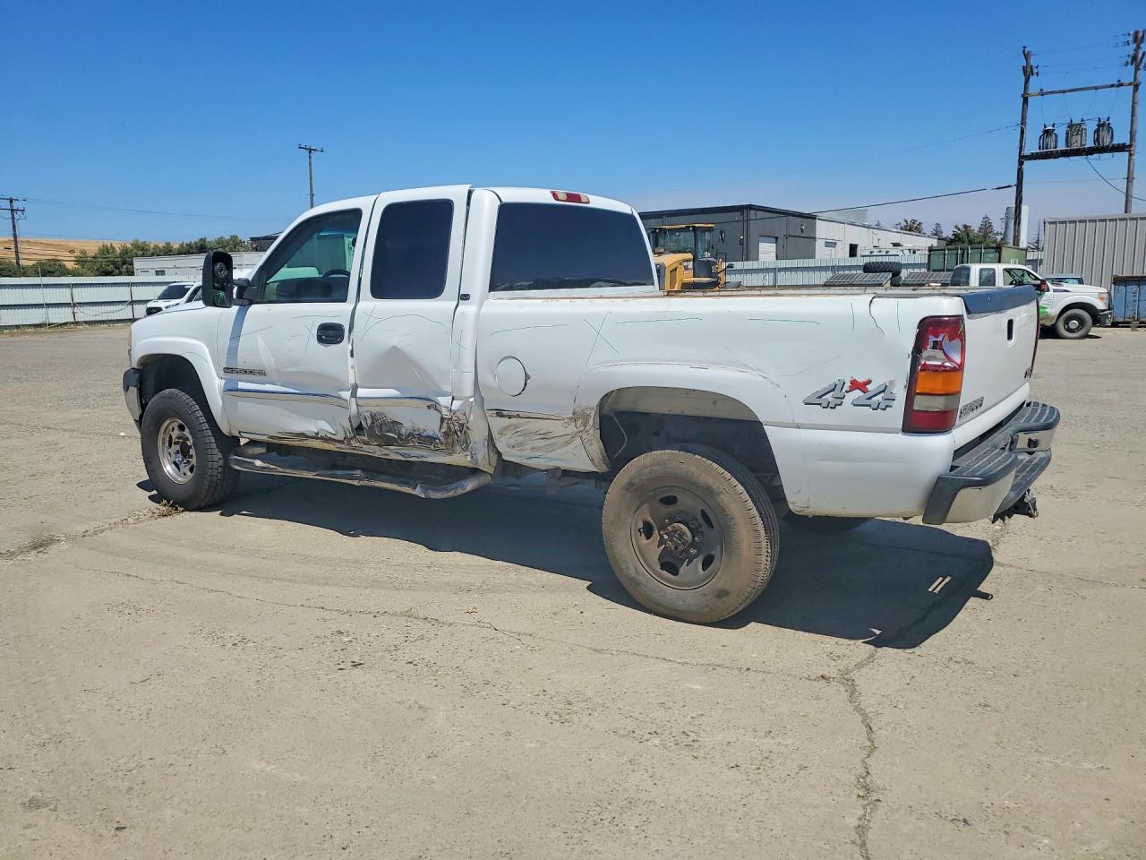 1GTHK29U12E264980 · 2002 GMC SIERRA · 2/13