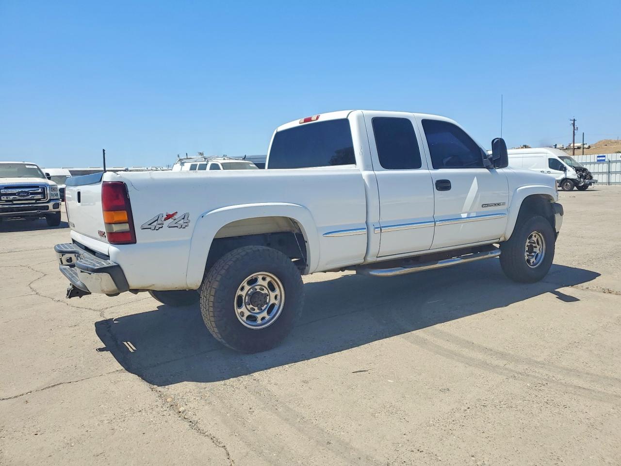 1GTHK29U12E264980 · 2002 GMC SIERRA · 3/13