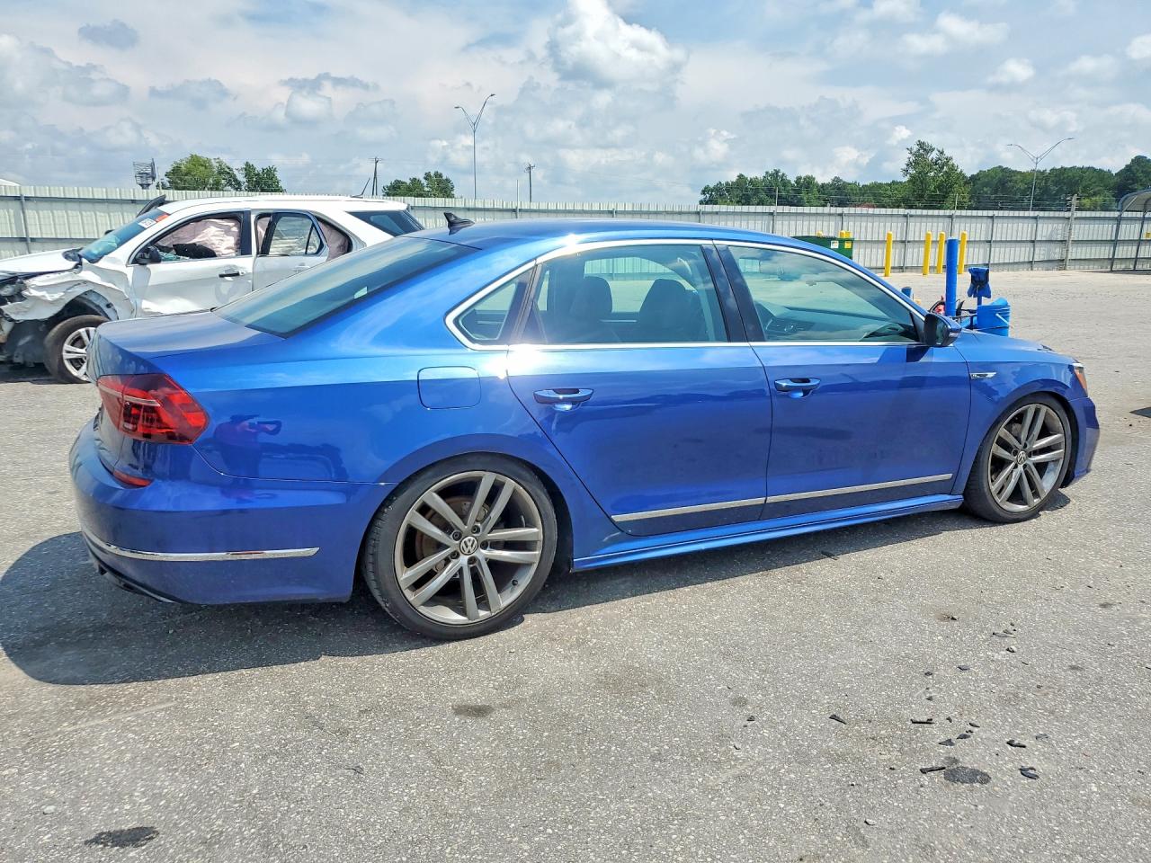 1VWDT7A38HC017307 · 2017 VOLKSWAGEN PASSAT · 3/12