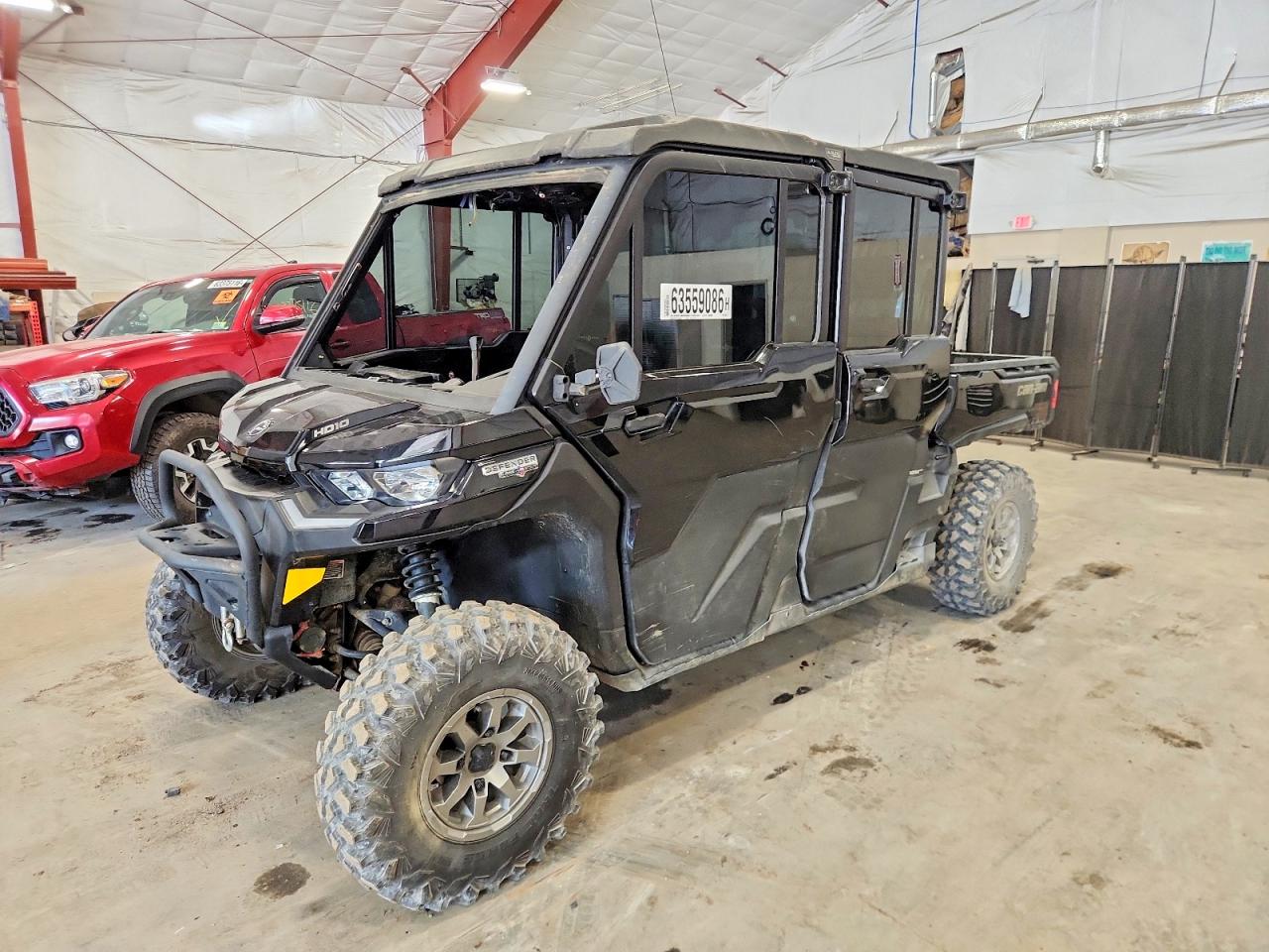 3JBUUAX4XPK001621 · 2023 CAN-AM DEFENDER · 2/10