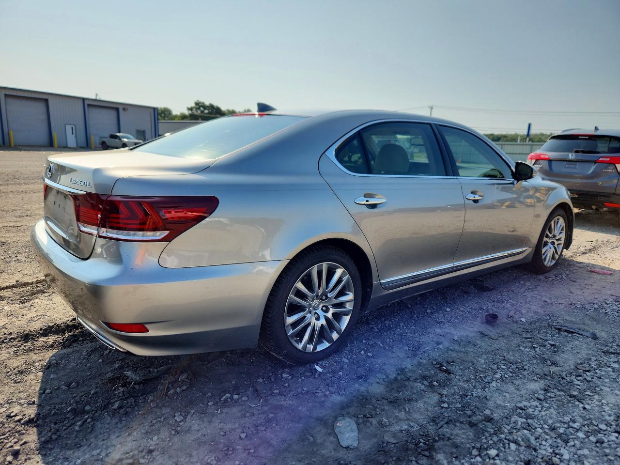 JTHGL5EF6G5056486 · 2016 LEXUS LS · 3/12