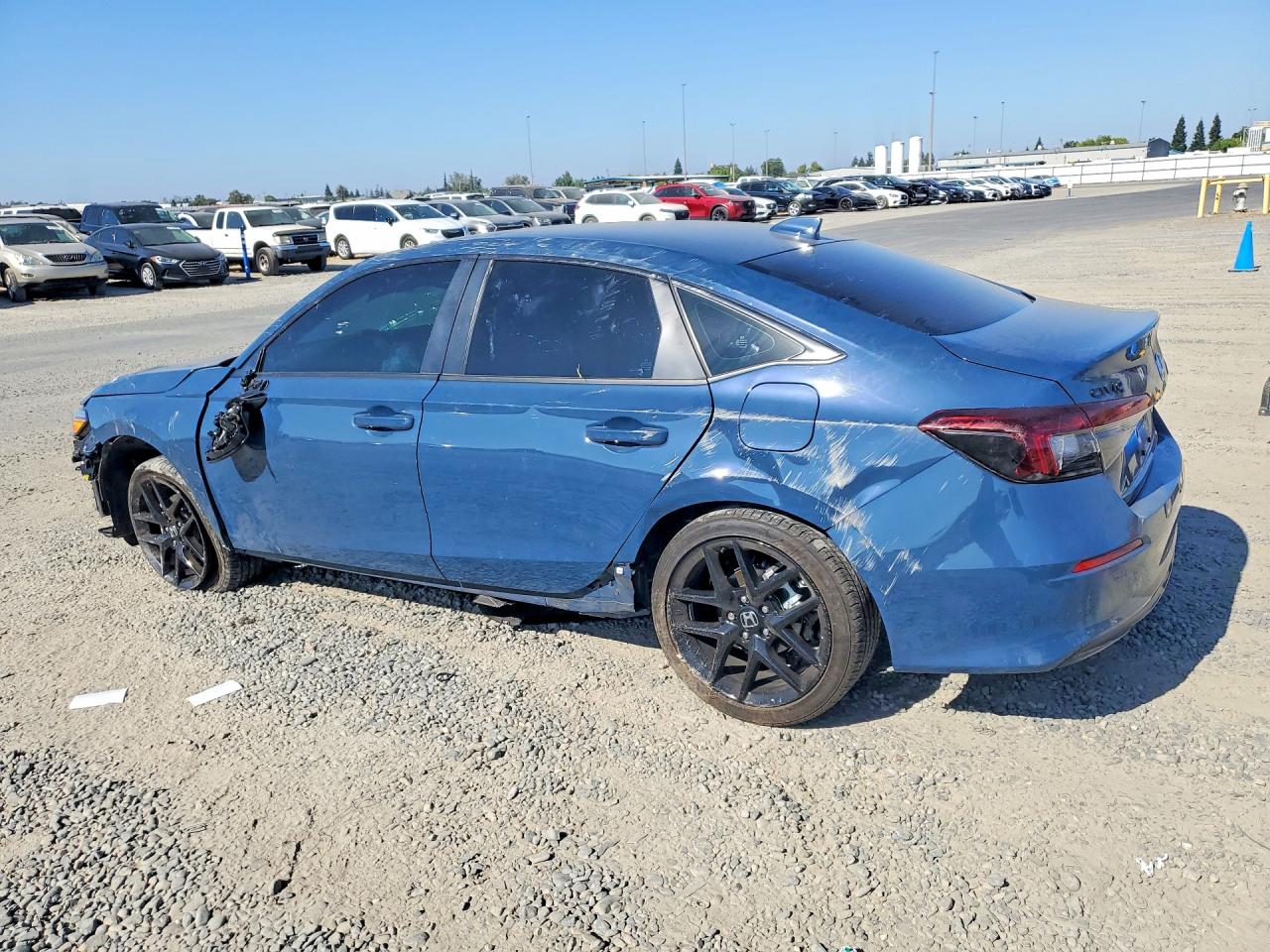2HGFE2F53TH572594 · 2026 HONDA CIVIC · 2/12