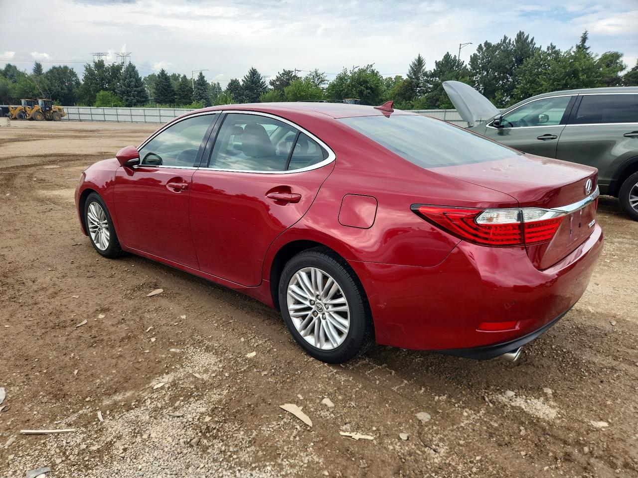 JTHBK1GGXD2024763 · 2013 LEXUS ES · 2/12