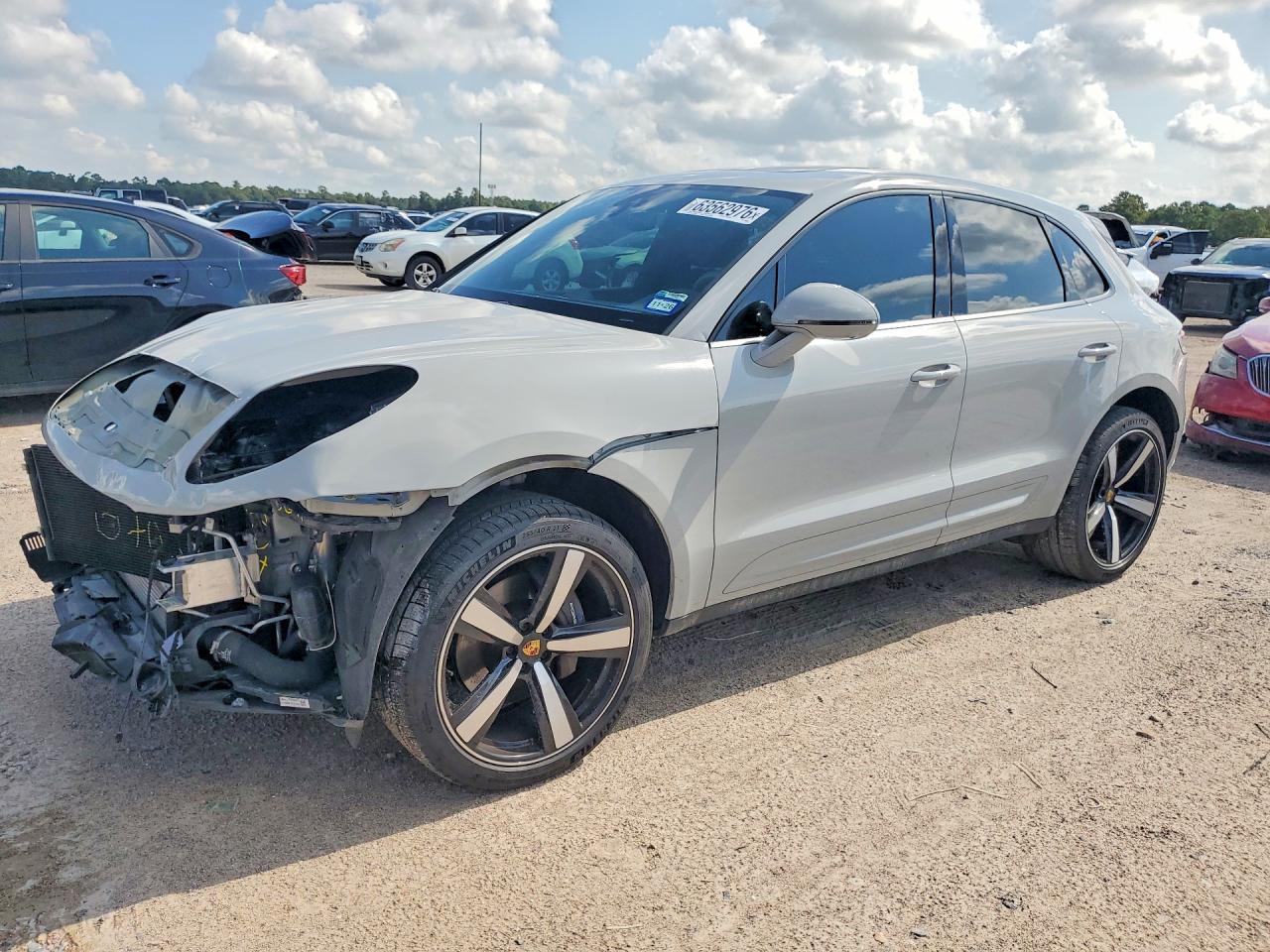 WP1AA2A51SLB04228 · 2025 PORSCHE MACAN