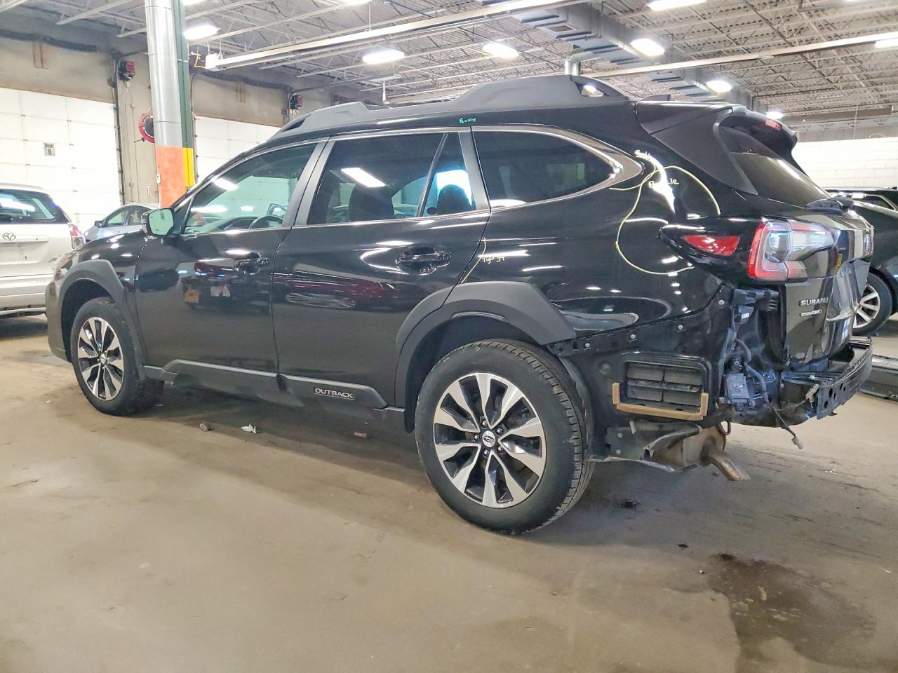 4S4BTGND8R3206856 · 2024 SUBARU OUTBACK · 2/13