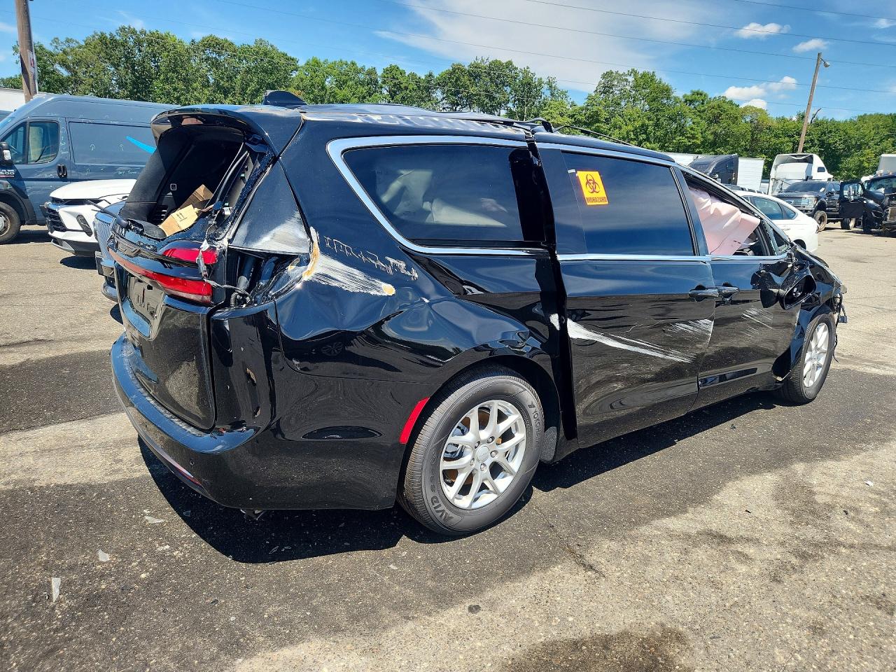 2C4RC1BG4VR568571 · 2027 CHRYSLER PACIFICA · 3/13
