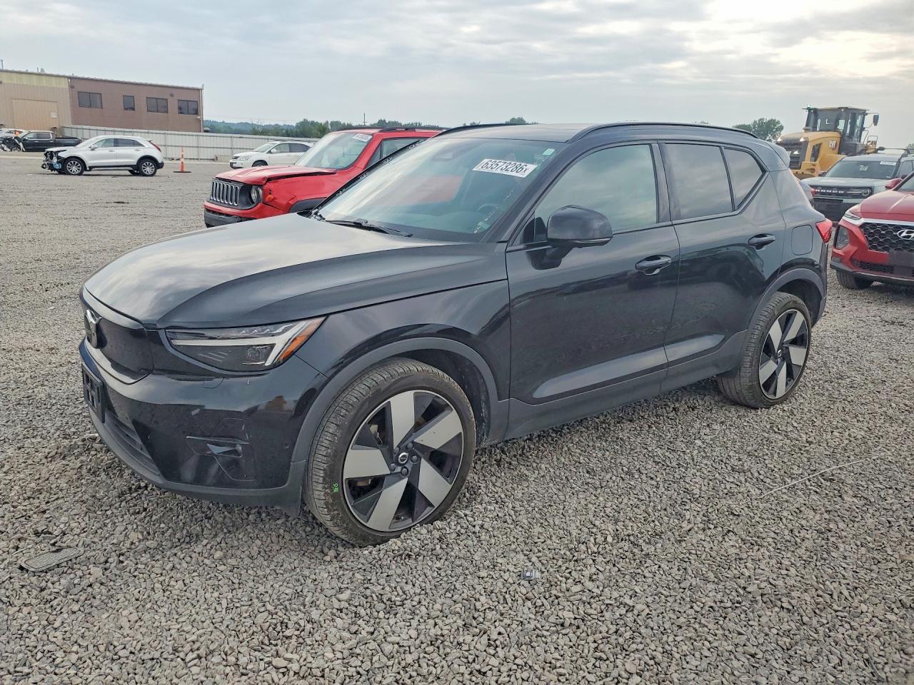 YV4ED3UM8P2109181 · 2023 VOLVO XC40