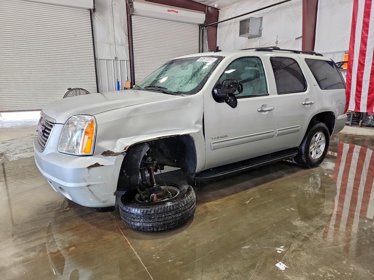 1GKS2CE09ER199618 · 2014 GMC YUKON