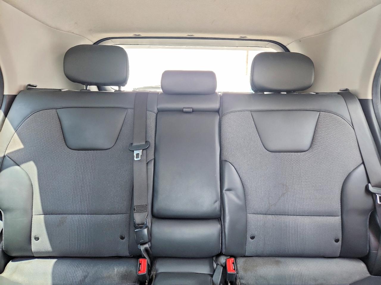 KNDCR3L12P5036455 · 2023 KIA NIRO · 10/13